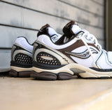 Mens Saucony ProGrid Triumph 4 (Silver/Chrome) - Saucony