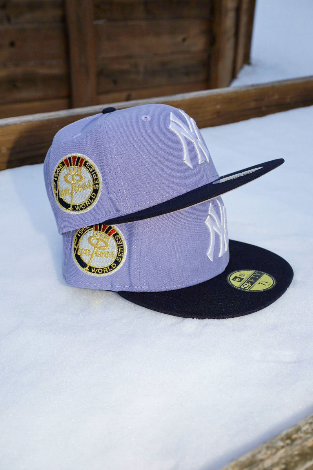 New Era New York Yankees 1962 World Series Side Patch Fitted (Lavender) - New Era