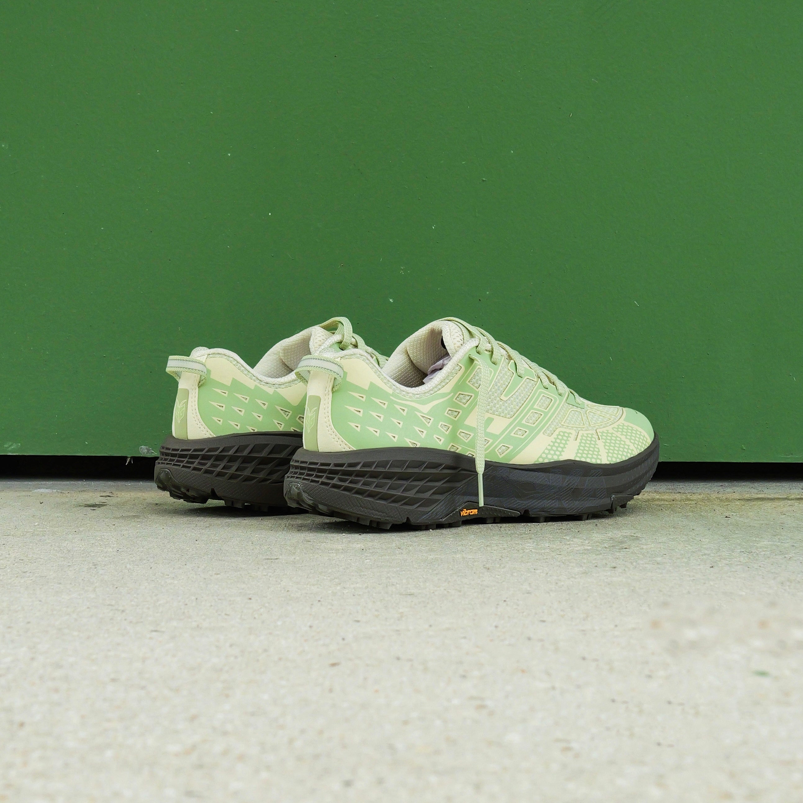 Hoka U SpeedGoat 2 TS (Morning Dew / Cliff Grey)