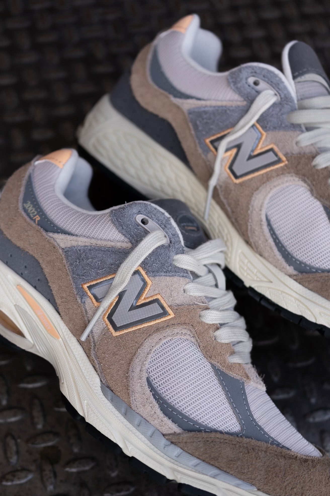 Mens New Balance 2002R (Mushroom Hazy Peach) - M2002REJ - New Balance