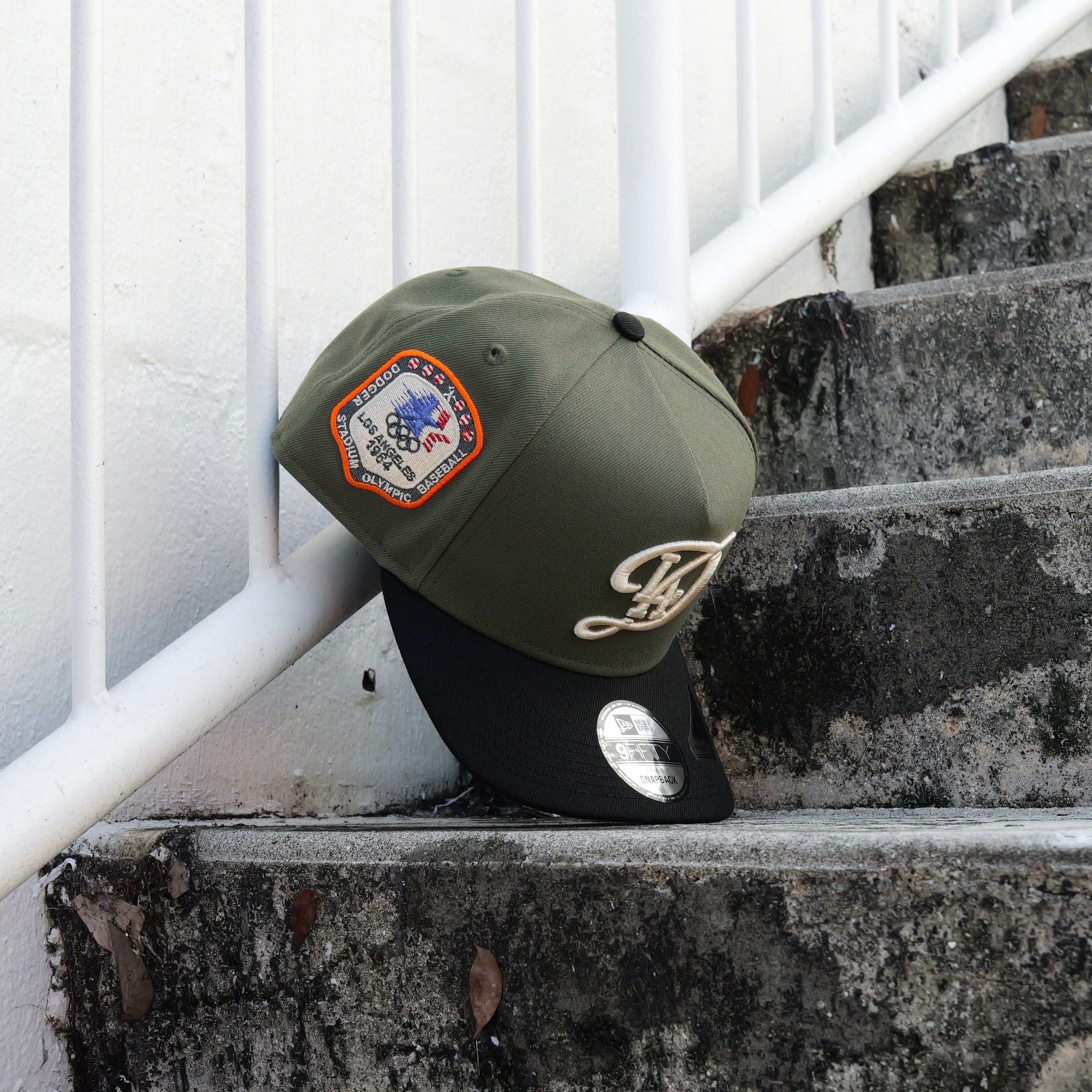 New Era Los Angeles Dodgers 1984 Olympic Stadium 9Fifty A-Frame Snapback - New Era