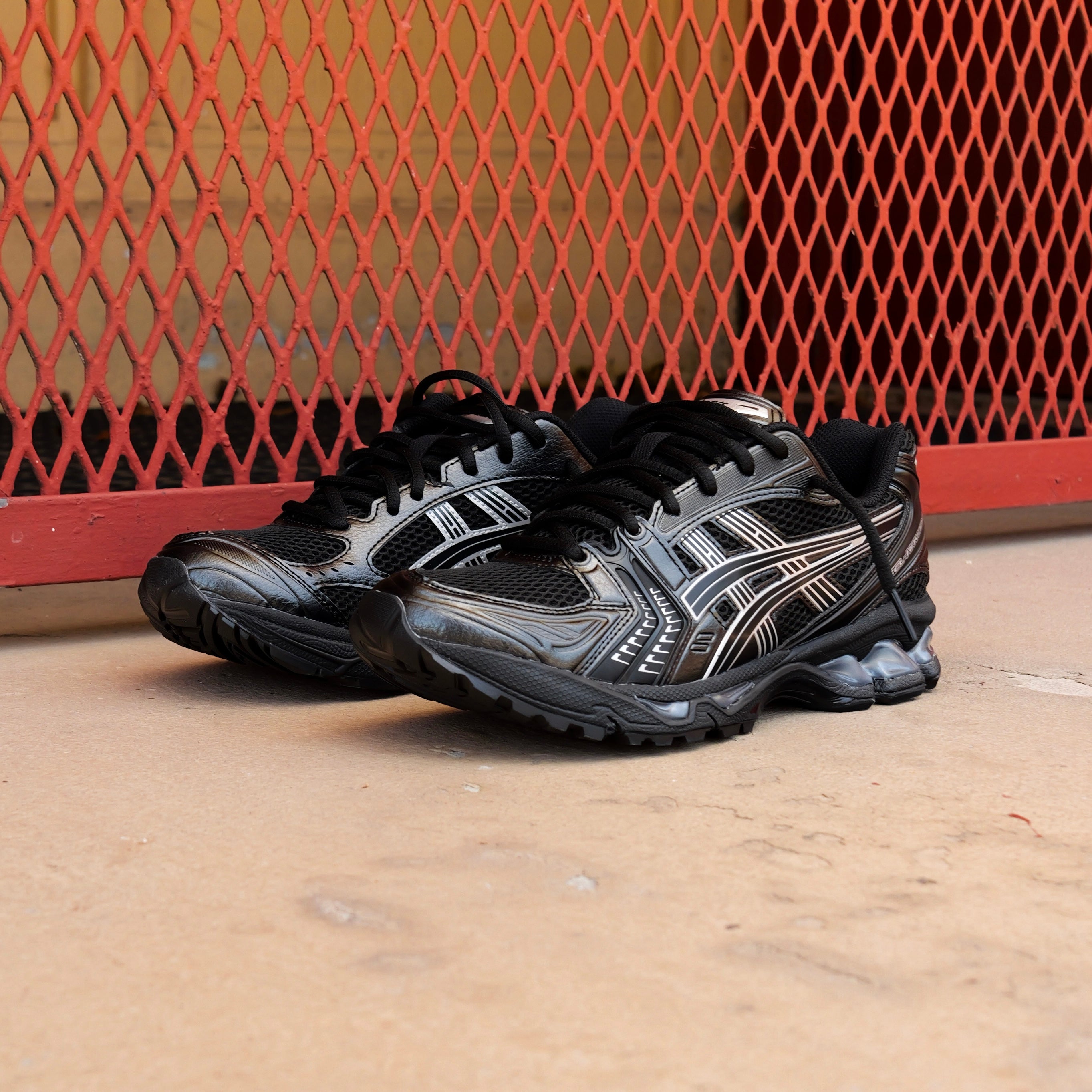 Mens Asics Gel-Kayano 14 (Black/Pure Silver)
