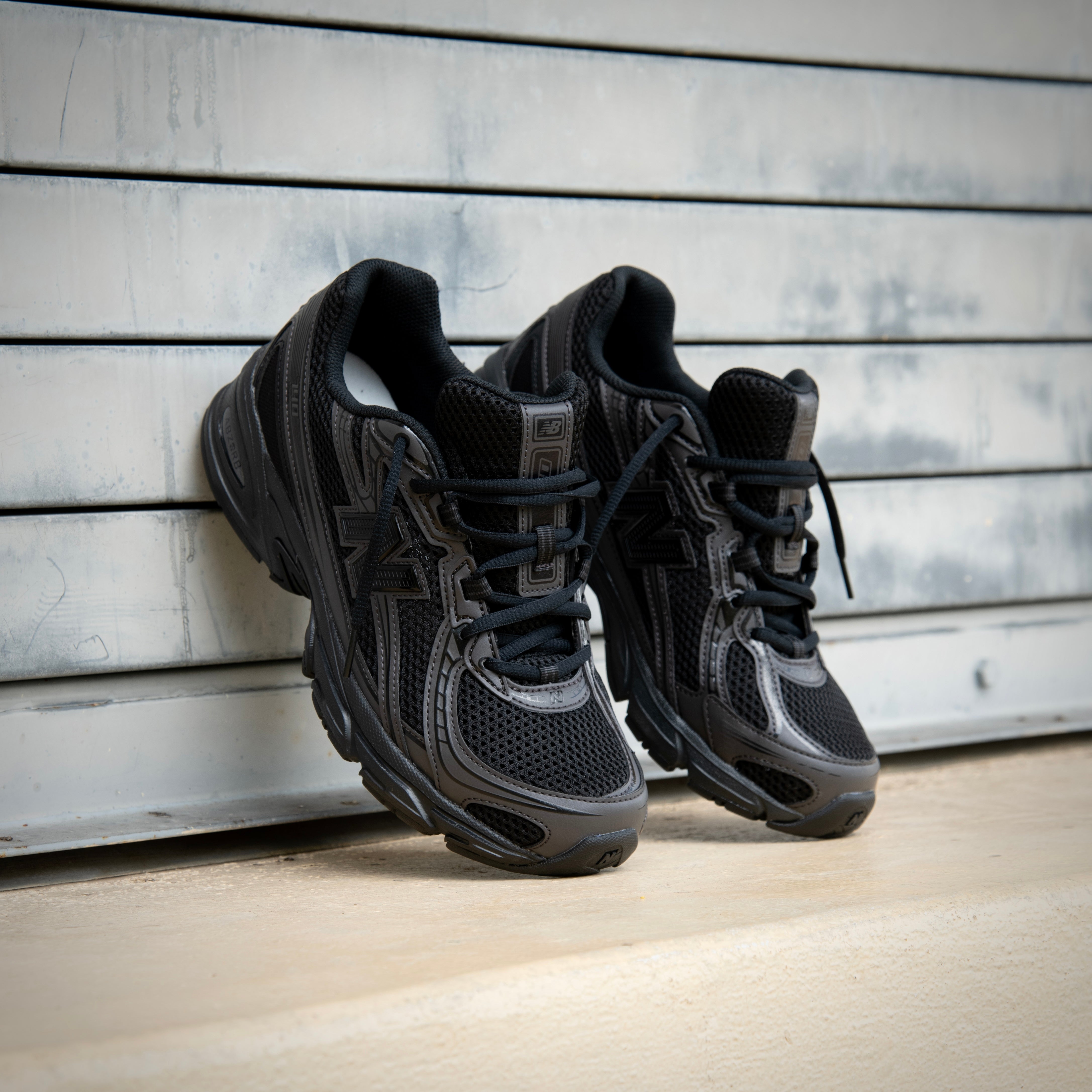 Mens New Balance 740 (Black/Black) - U740B02 - New Balance