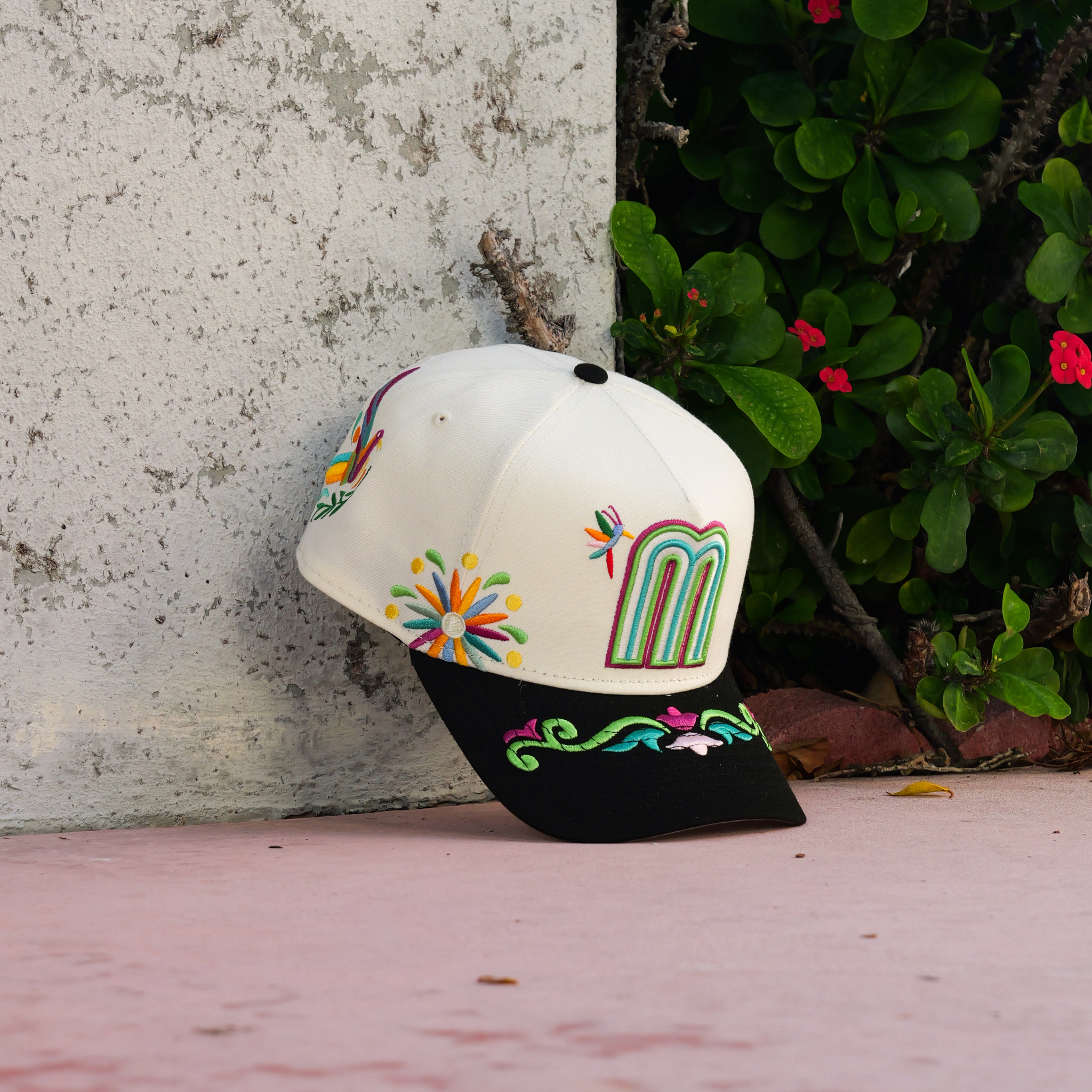 Mexico 2026 World Baseball Classic 9FORTY Snapback - Cream/Black/Multi - New Era