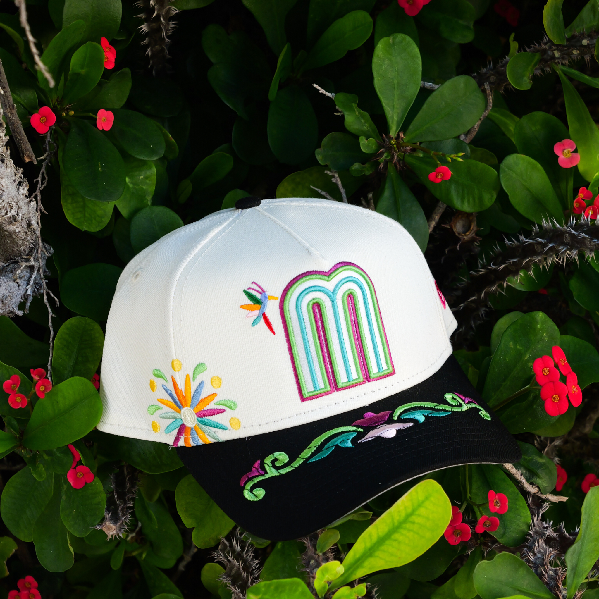 Mexico 2026 World Baseball Classic 9FORTY Snapback - Cream/Black/Multi - New Era