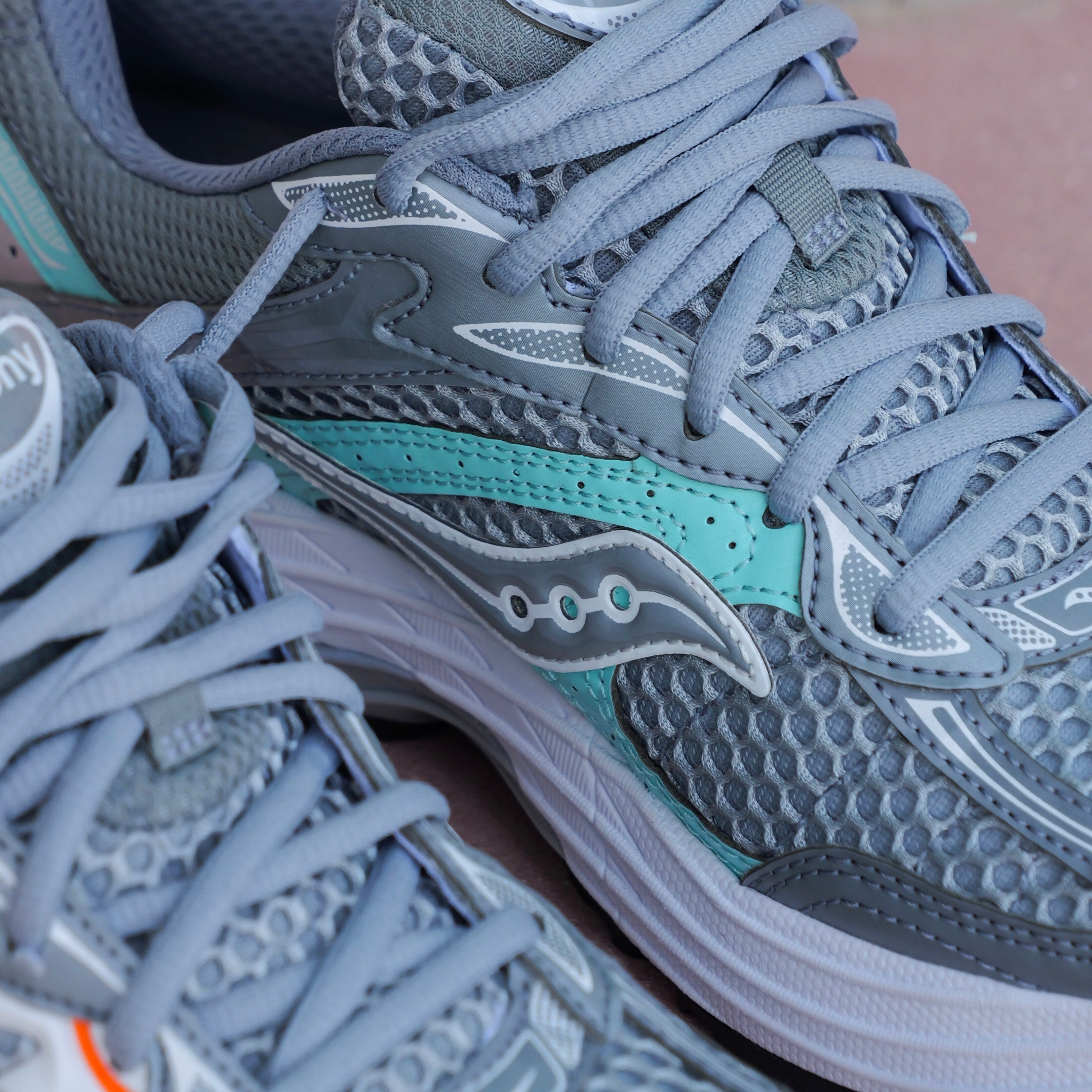 Mens Saucony ProGrid Omni 9 (Grey/Teal) - Saucony