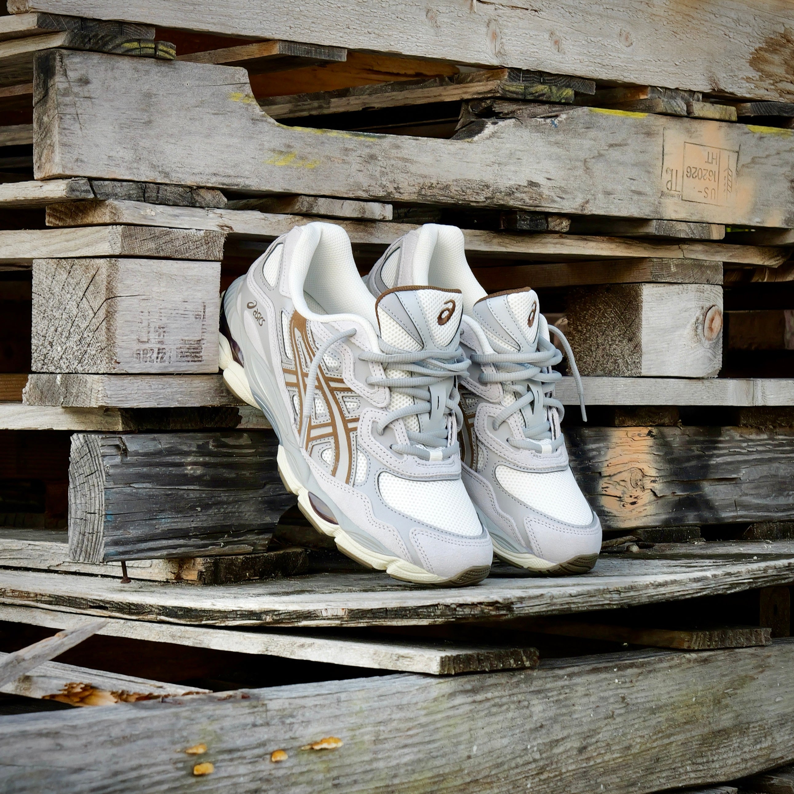 Mens Asics Gel-NYC (Cream/Cement Grey)
