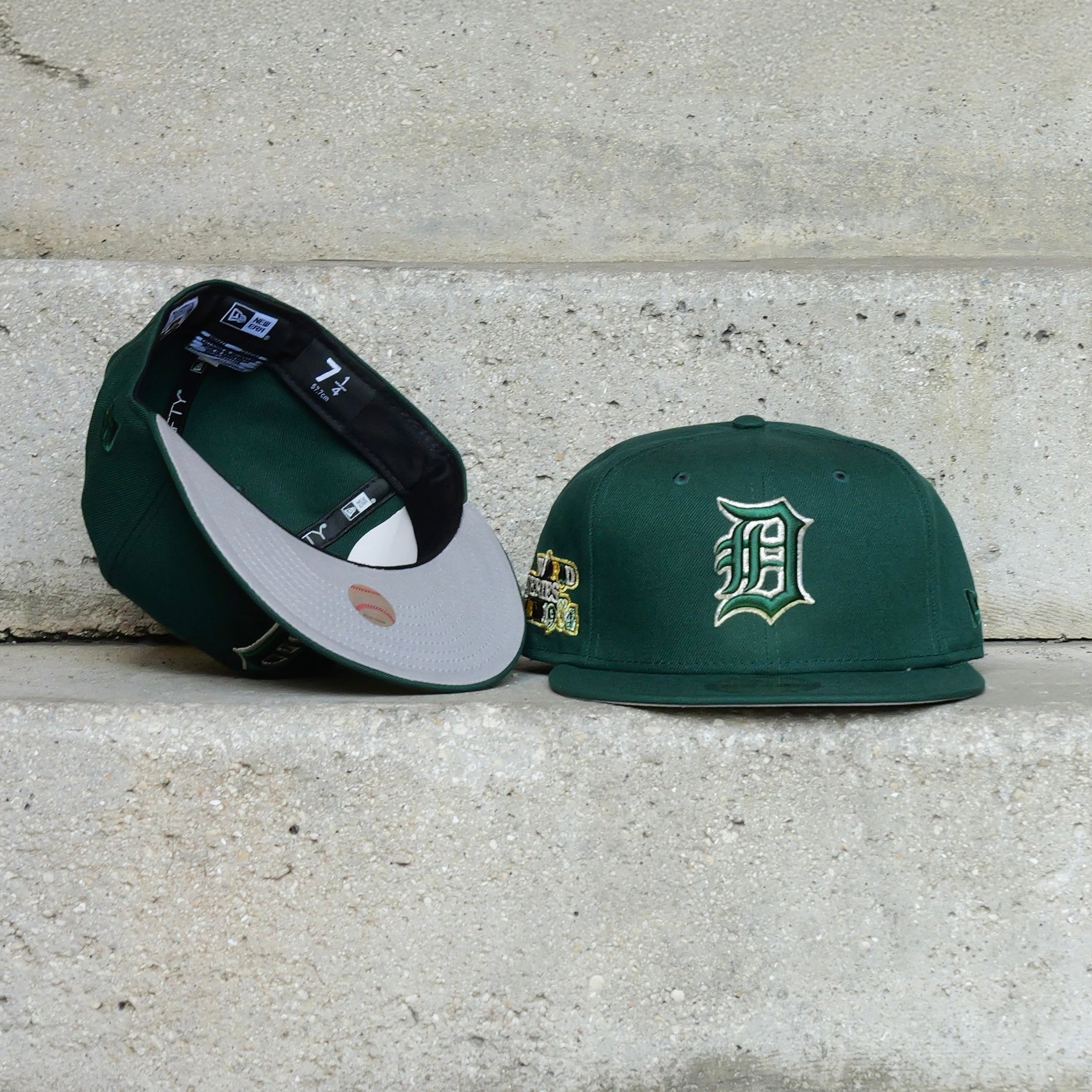 New Era Detroit Tigers 1984 World Series Side Patch Fitted (Dark Green) - New Era