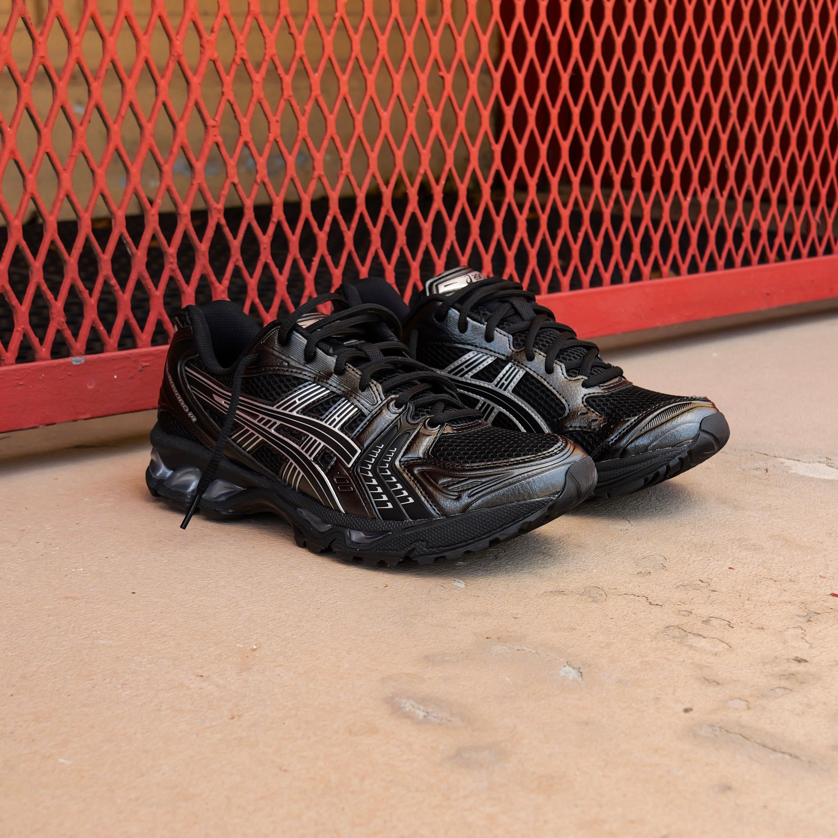 Mens Asics Gel-Kayano 14 (Black/Pure Silver)
