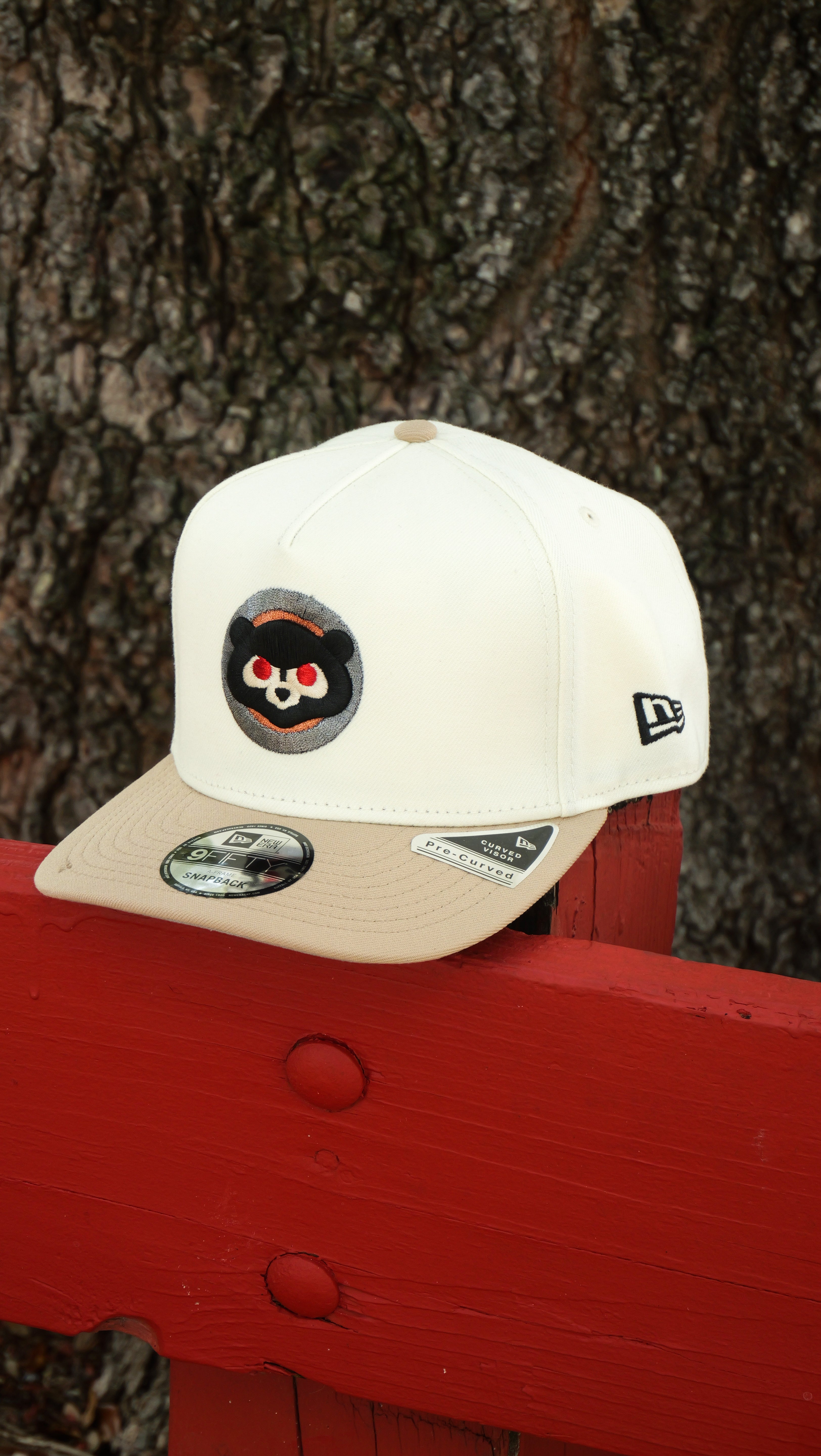 New Era Chicago Cubs Be Alert Side Patch 9FIFTY A-Frame Snapback-(Chrome/Beige)
