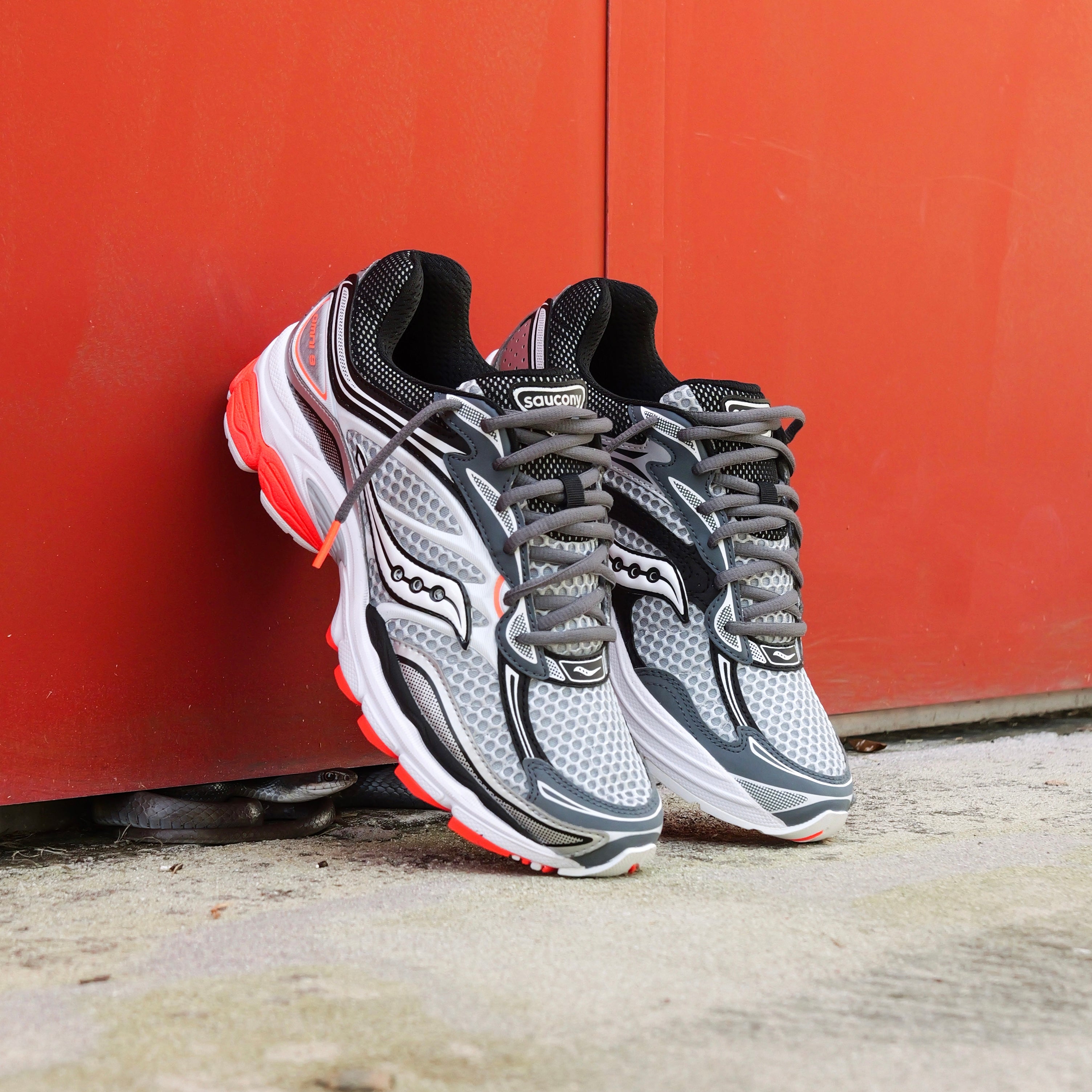 Mens Saucony ProGrid Omni 9 (Cadet/Vizired)
