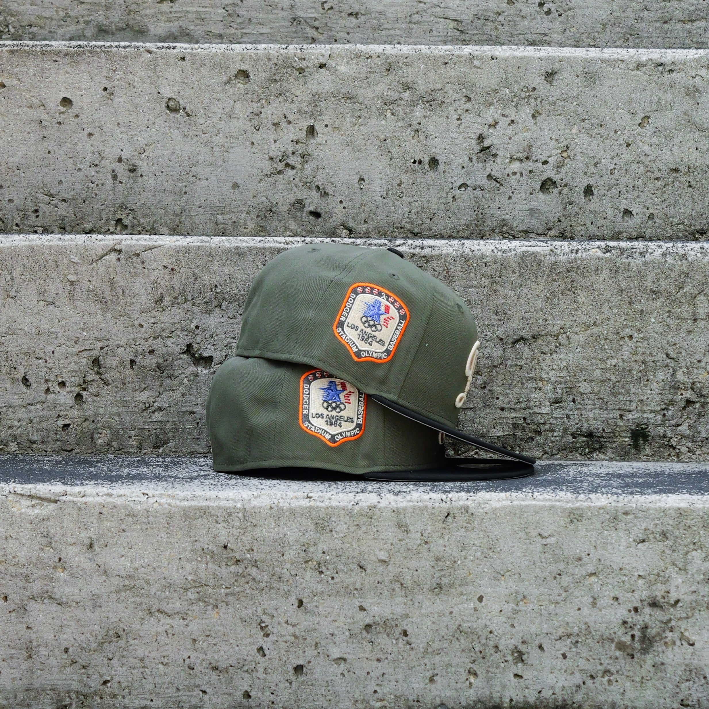 New Era Los Angeles Dodgers 1984 Olympic Stadium Side Patch Fitted - New Era