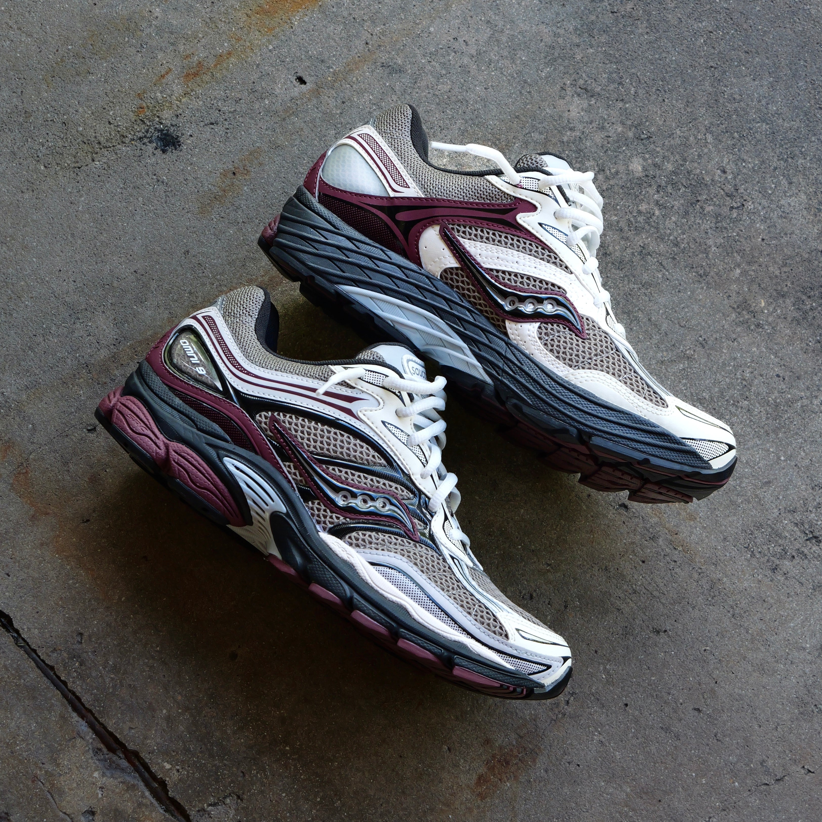 Mens Saucony OG ProGrid Omni 9 (Tan/Maroon) - Saucony