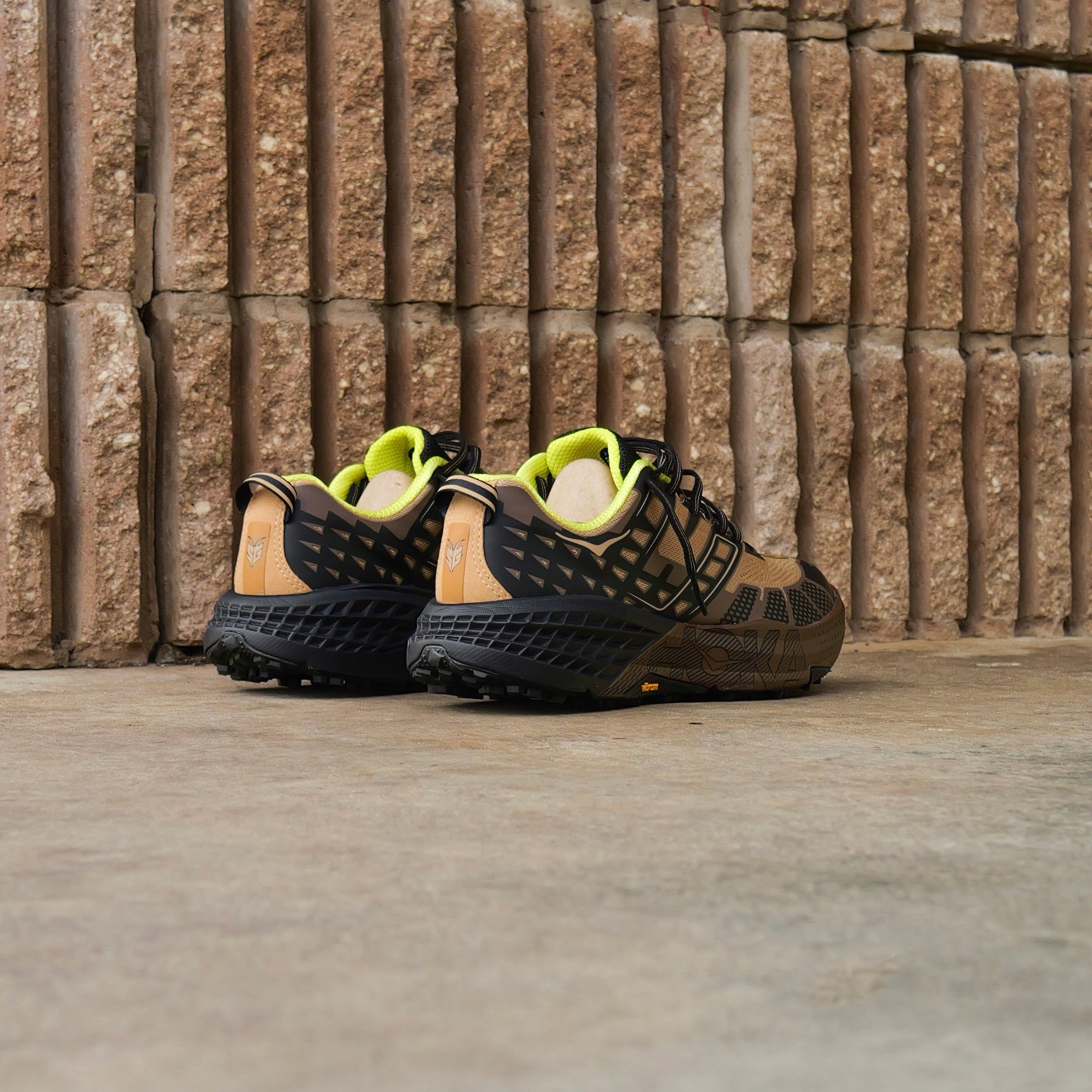 Hoka SpeedGoat 2 TS (Dark Chocolate/Black) - HOKA