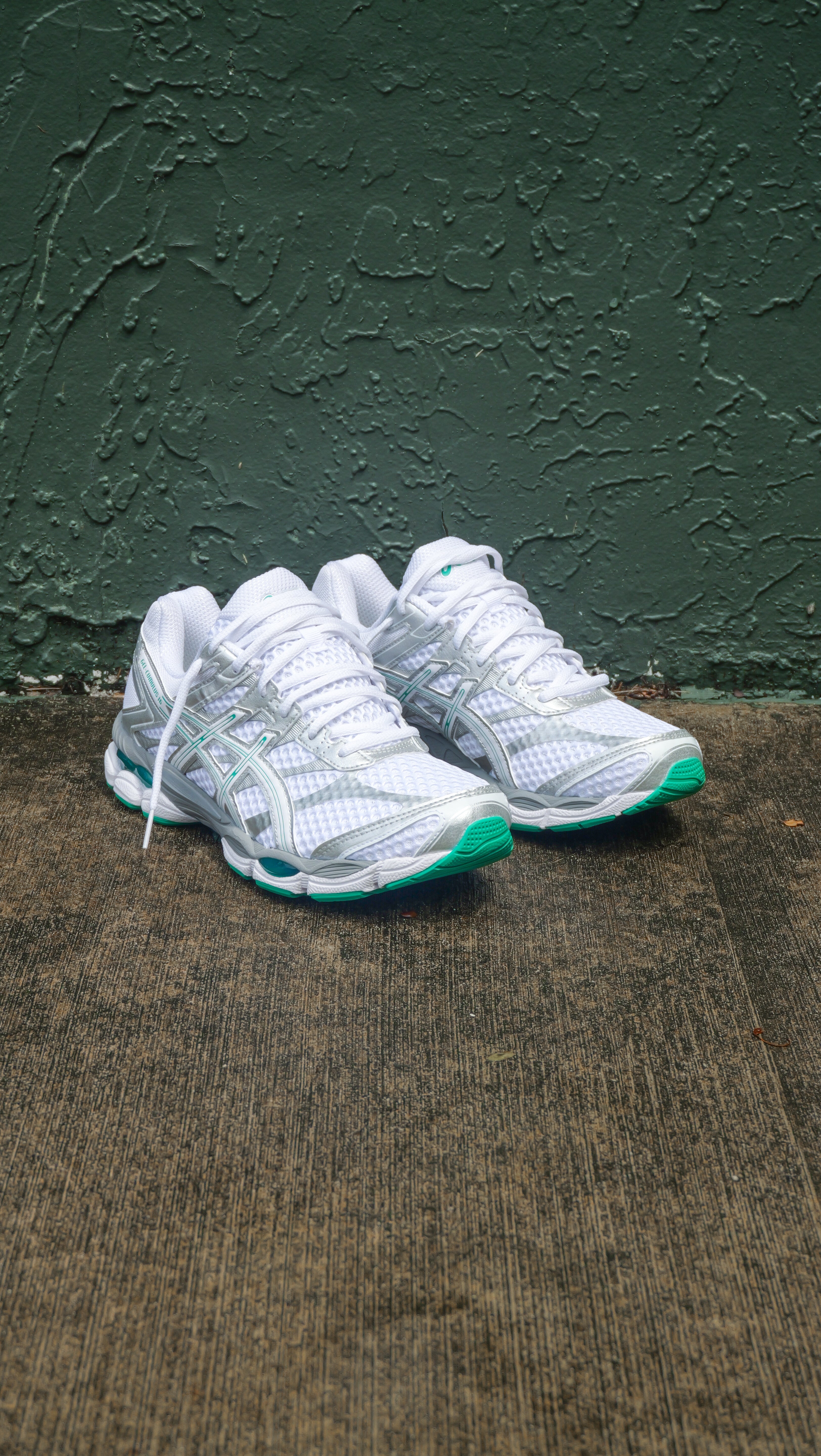 Mens Asics Gel-Cumulus 16 (White / Edamame Green)