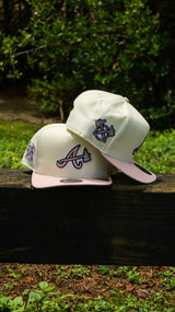 New Era Atlanta Braves 1871 Side Patch 9FIFTY A-Frame Snapback-(Chrome/Pink)