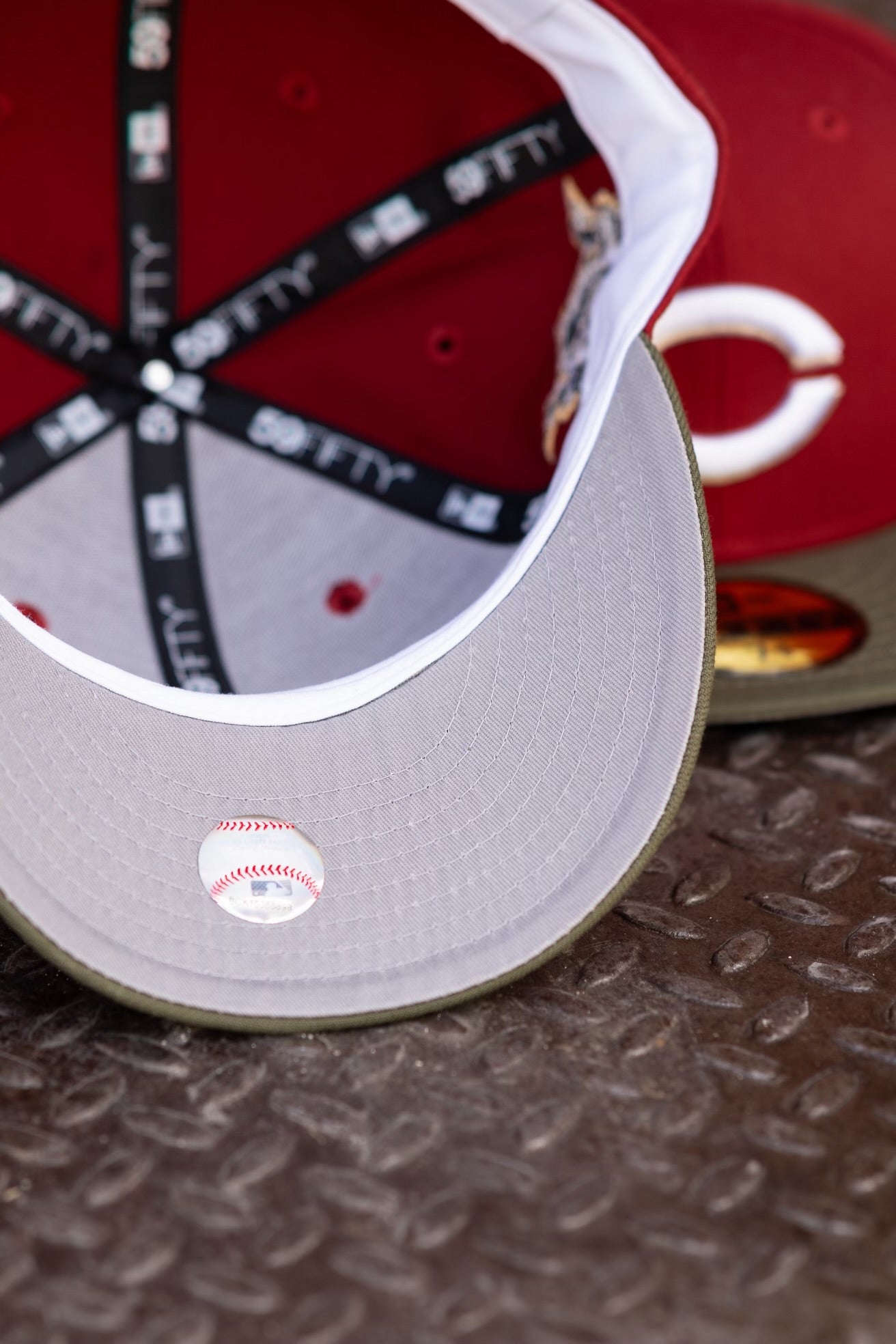 New Era Cincinnati Reds 150th Anniversary Grey UV (Burgundy/Olive) 59Fifty Fitted