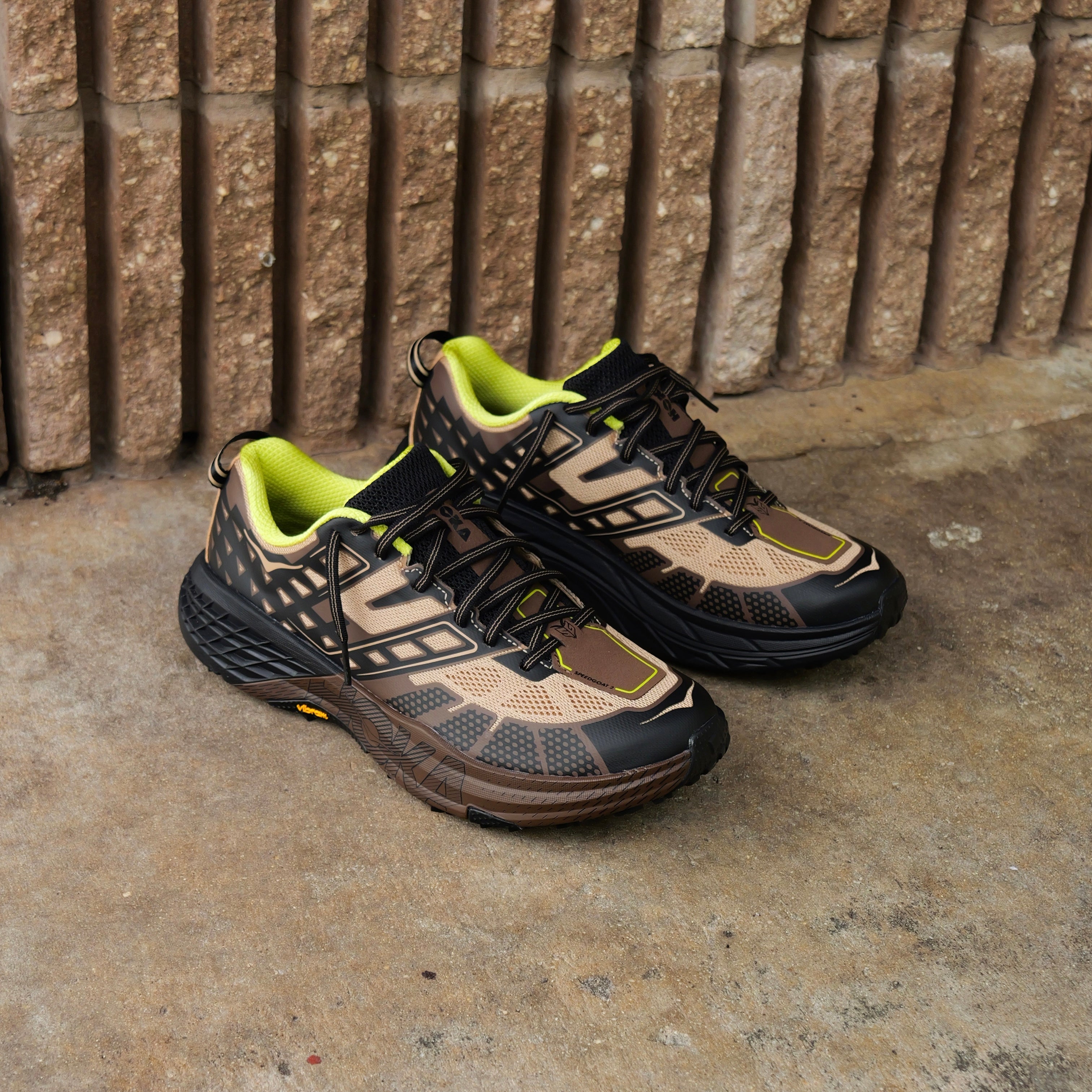 Hoka SpeedGoat 2 TS (Dark Chocolate/Black) - HOKA