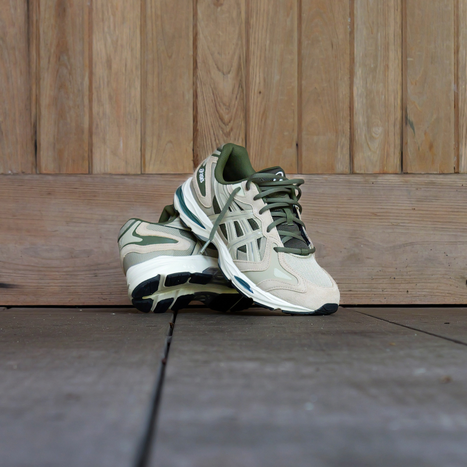 Mens Asics Gel K-1011 (Wood/Olive Canvas)