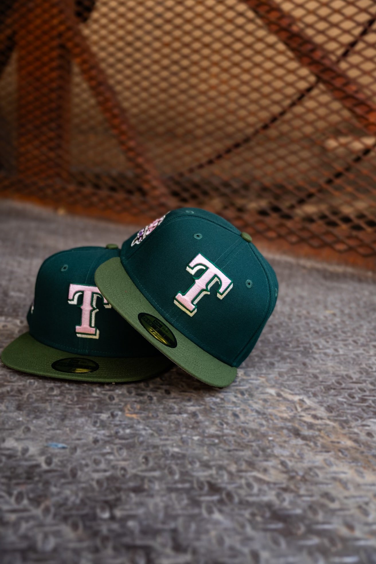 New Era Texas Rangers 40th Anniversary Pink UV (Dk Green/Olive) 59Fifty Fitted