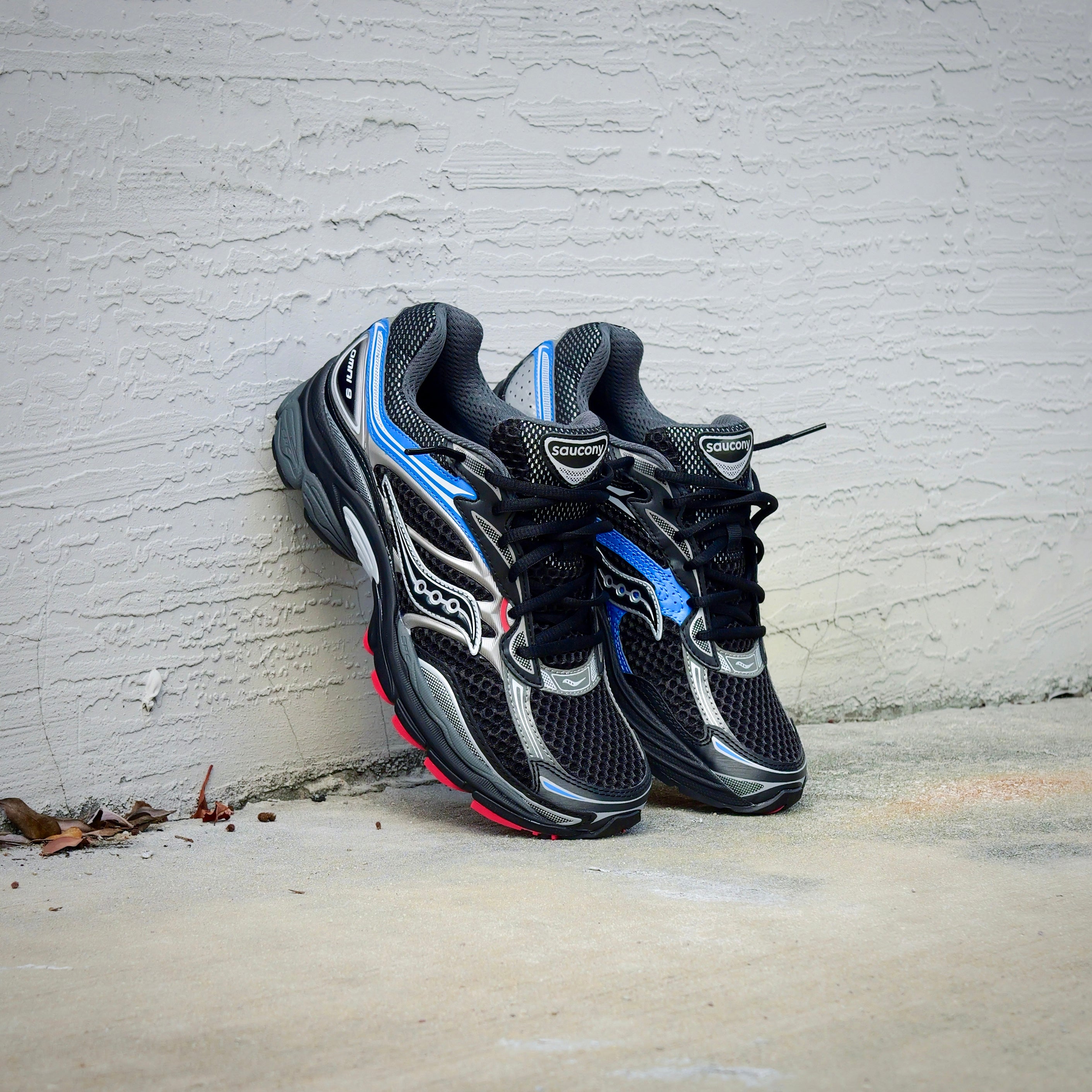 Mens Saucony ProGrid Omni 9 (Black/Multi) - Saucony