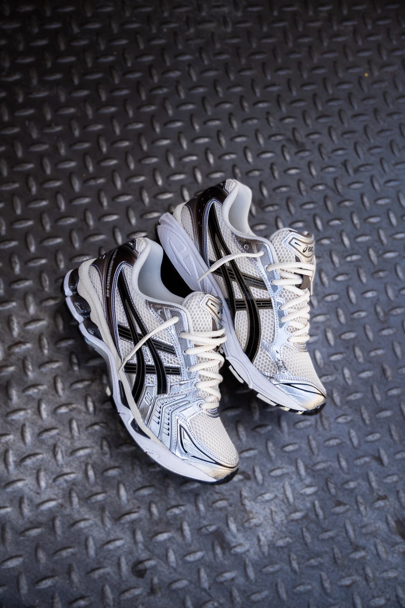 Mens Asics Gel-Kayano 14 (Cream/Black)