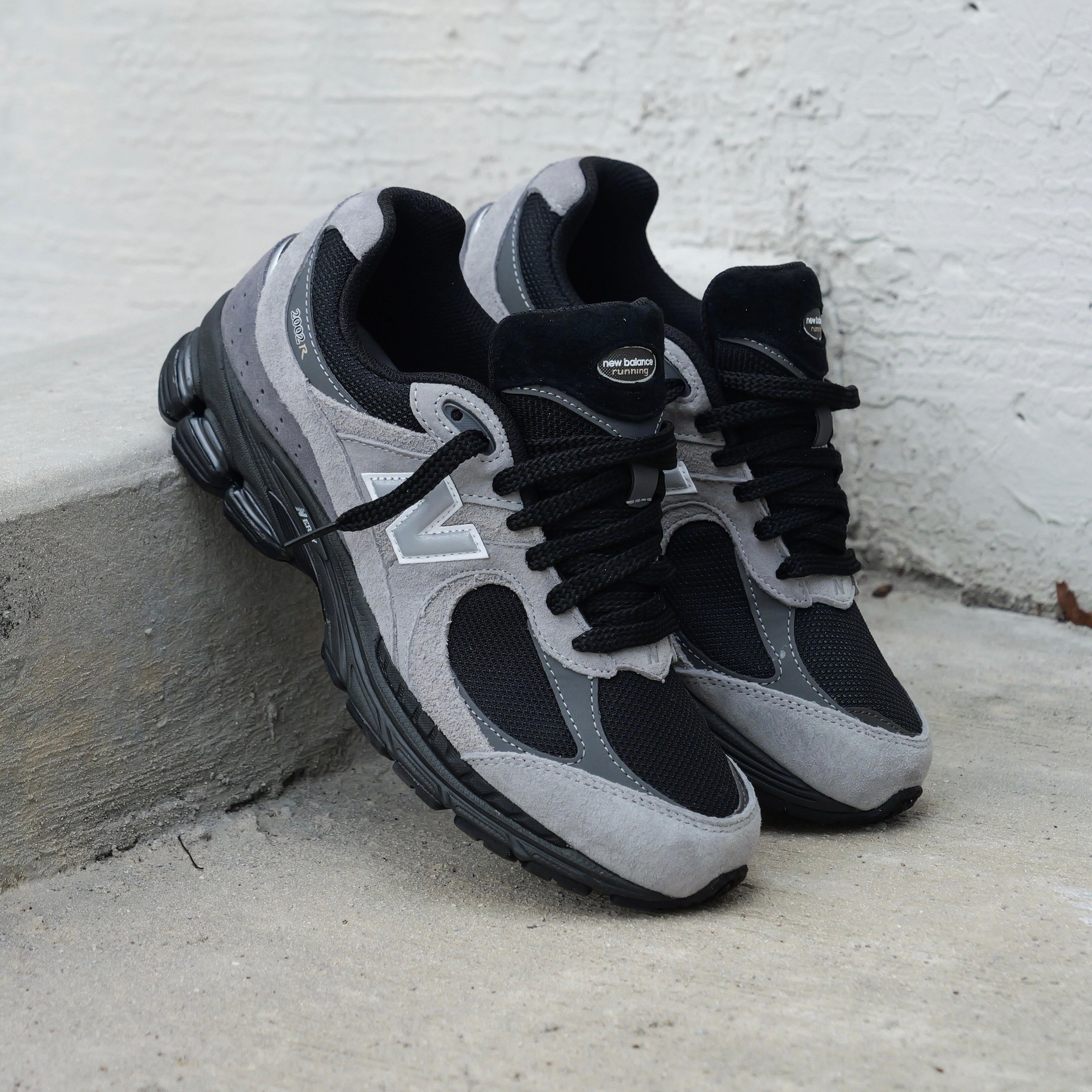 Mens New Balance U2002R (Grey/Black) - U2002RM - New Balance