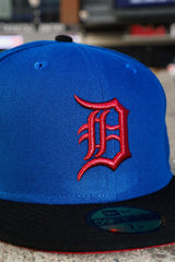 New Era Detroit Tigers 2006 World Series Side Patch Fitted (Royal/Black) - New Era