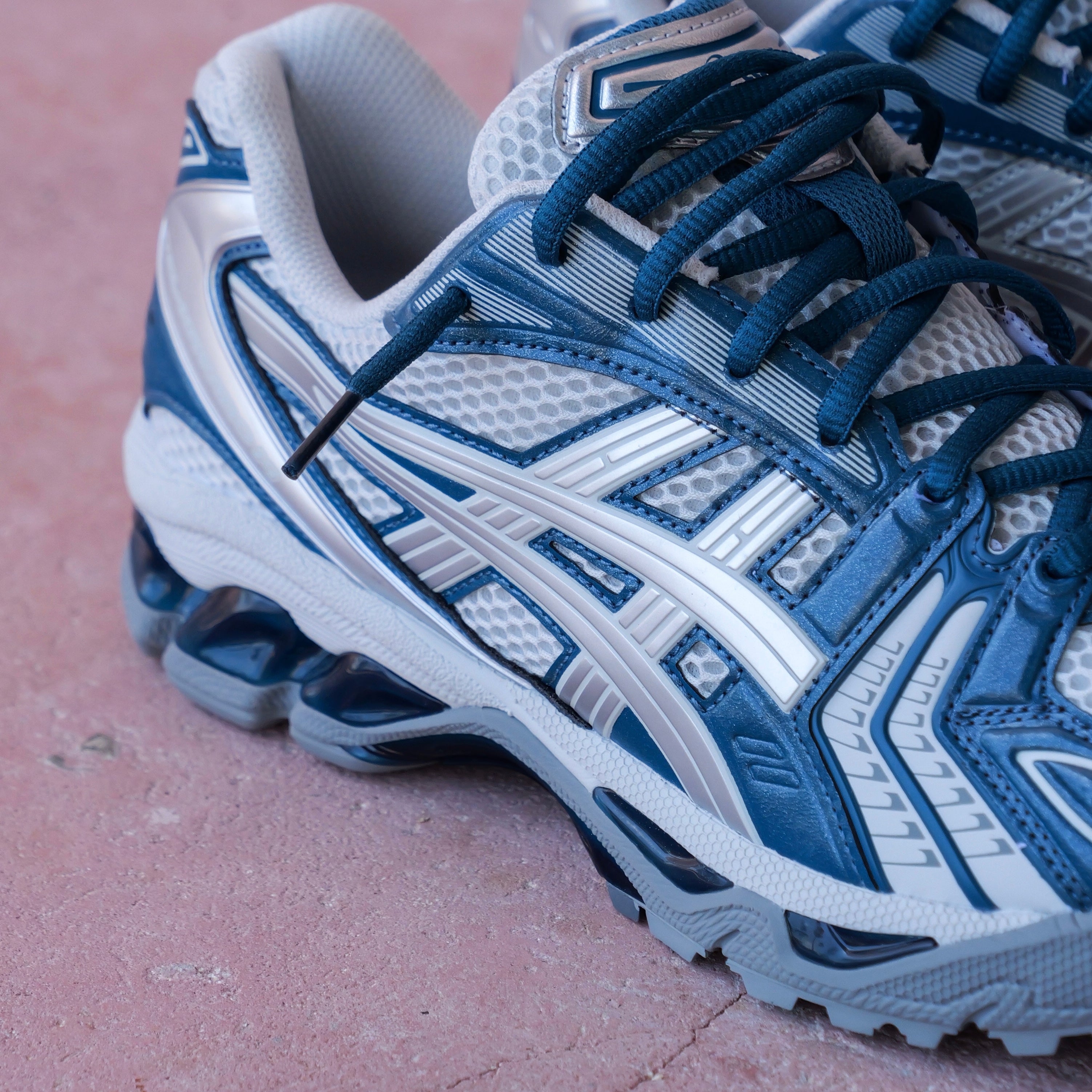 Mens Asics Gel-Kayano 14 (Glacier Grey/Pure Silver)