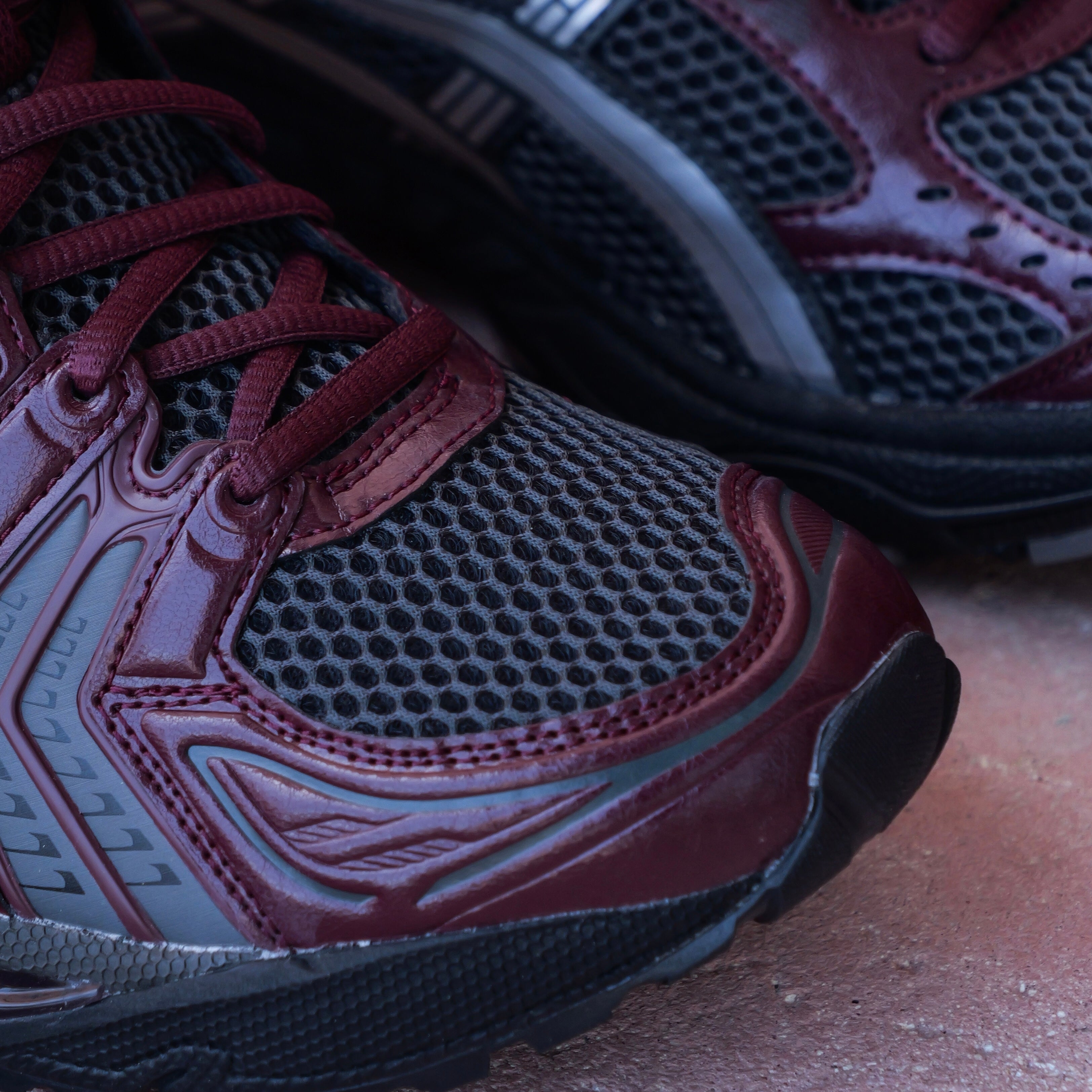 Mens Asics Gel-Kayano 14 (Obsidian Grey/Pure Silver)