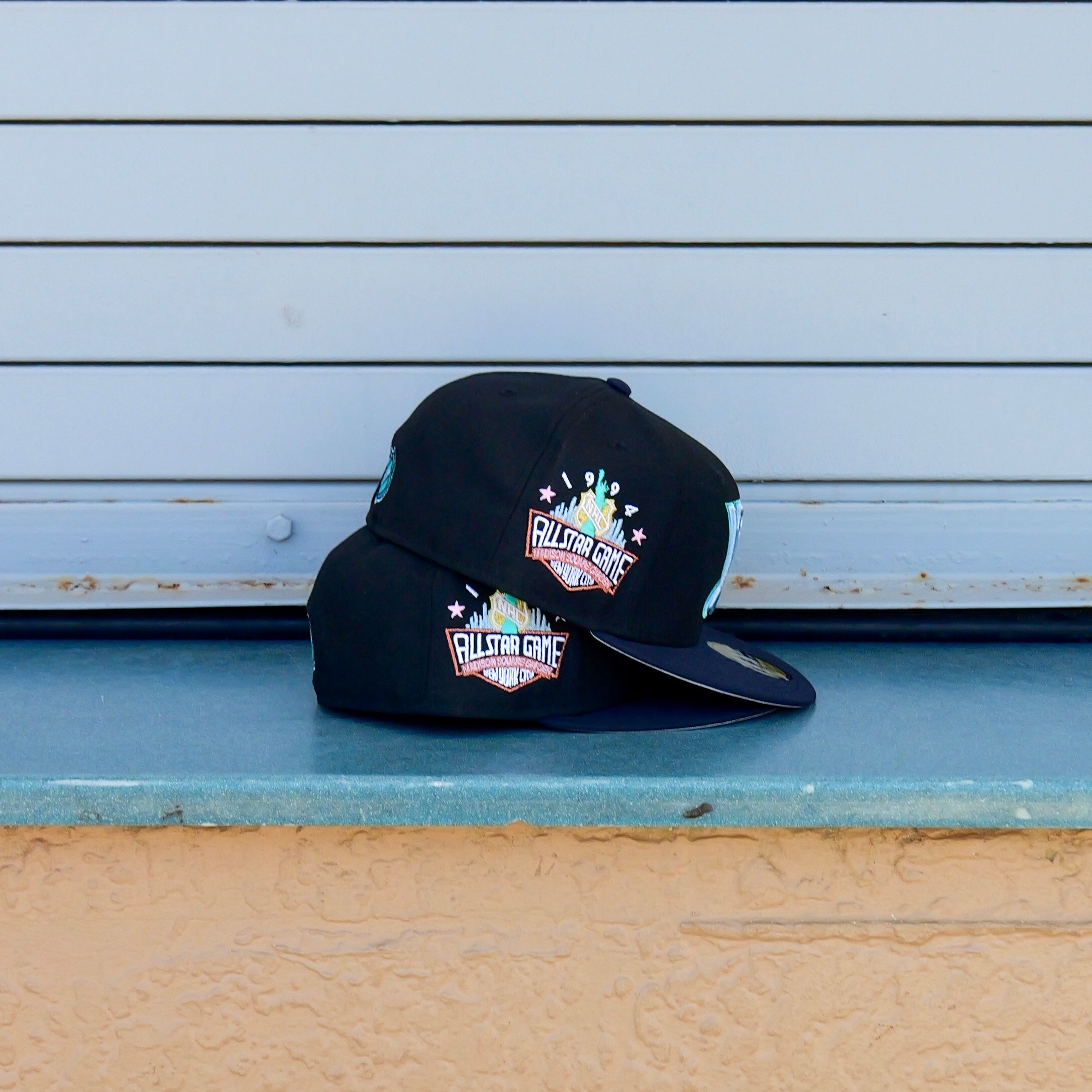 New Era St. Louis Blues 1994 All-Star Game Side Patch Fitted (Black/Navy) - New Era