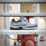 Mens Saucony ProGrid Omni 9 (Microchip/Gris) - Saucony