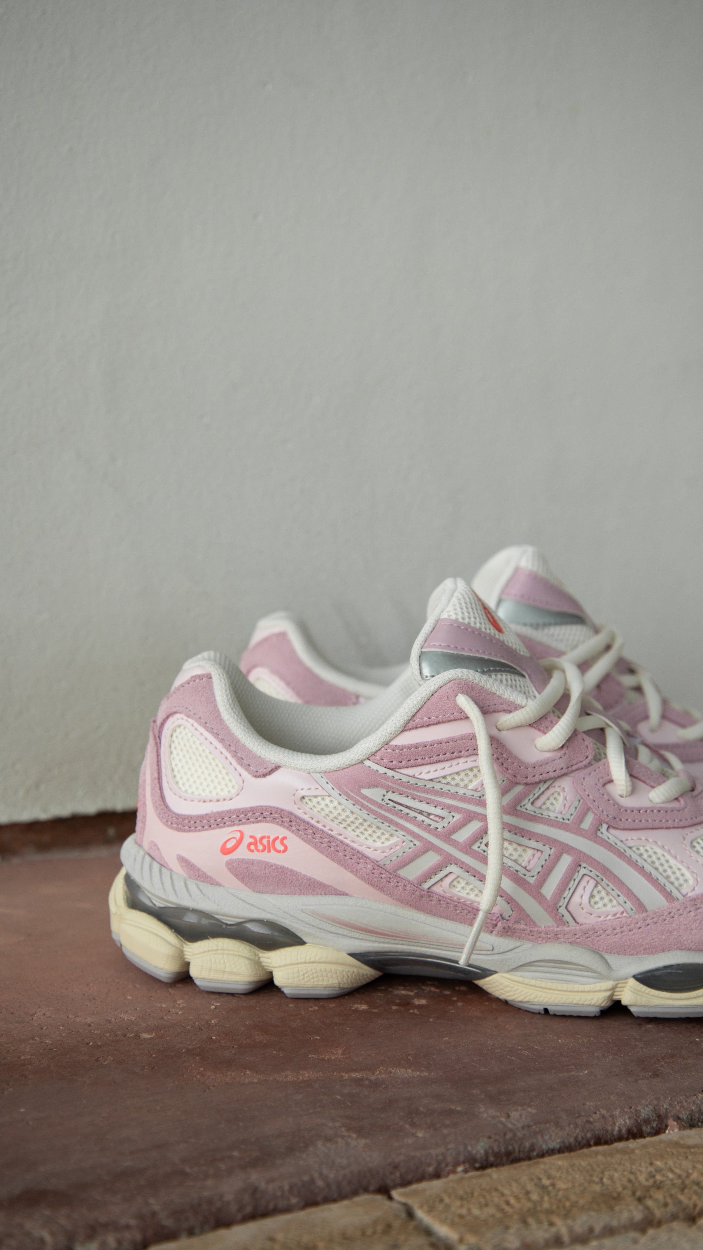 Mens Asics Gel-NYC (Cream/Rose Water) - VIP Asics