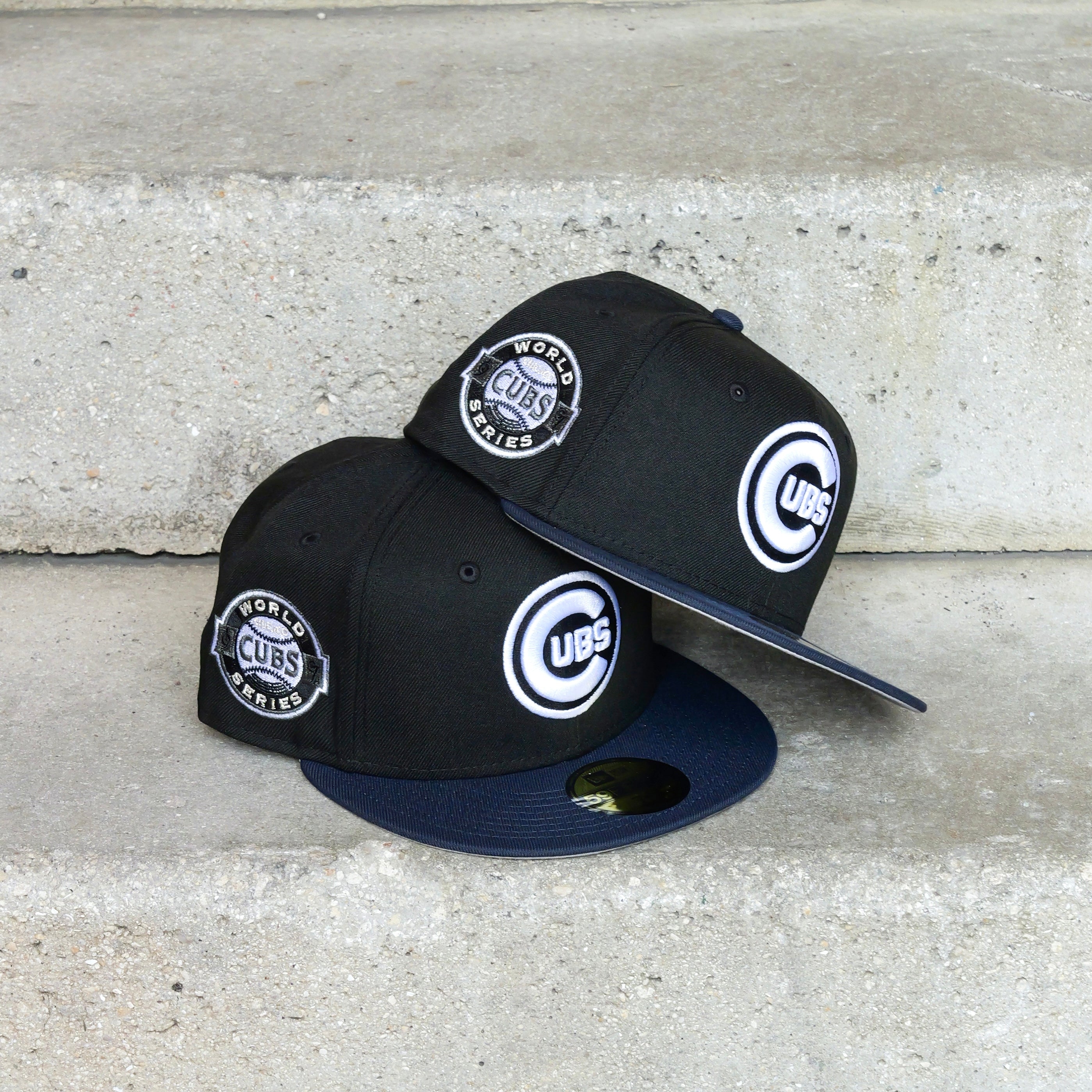New Era Chicago Cubs World Series Side Patch Fitted (Black/Navy) - New Era