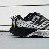 Hoka SpeedGoat 2 TS BKSTR (Black / Stardust)