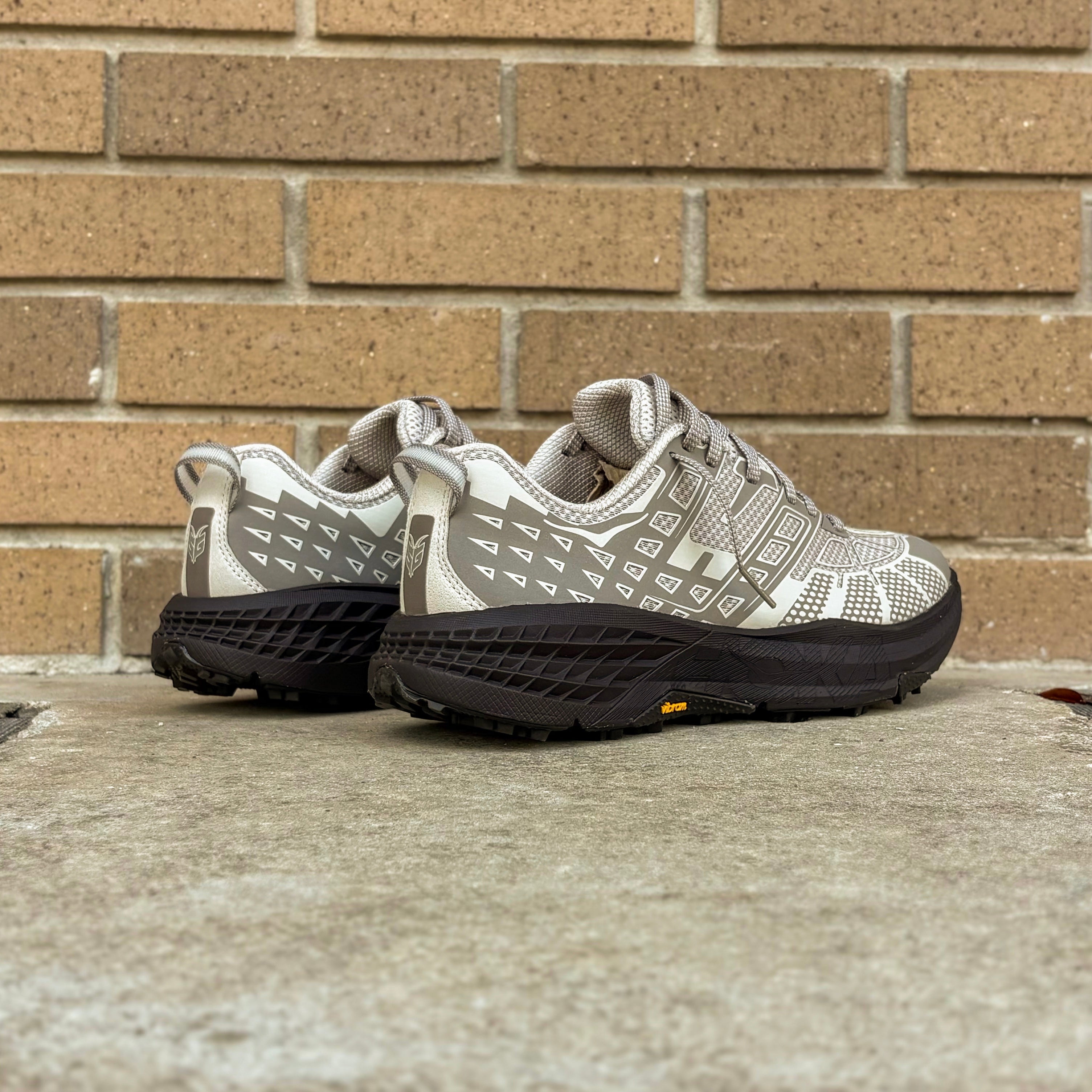 Hoka U SpeedGoat 2 TS (River Rock Grey/ Cast Iron)