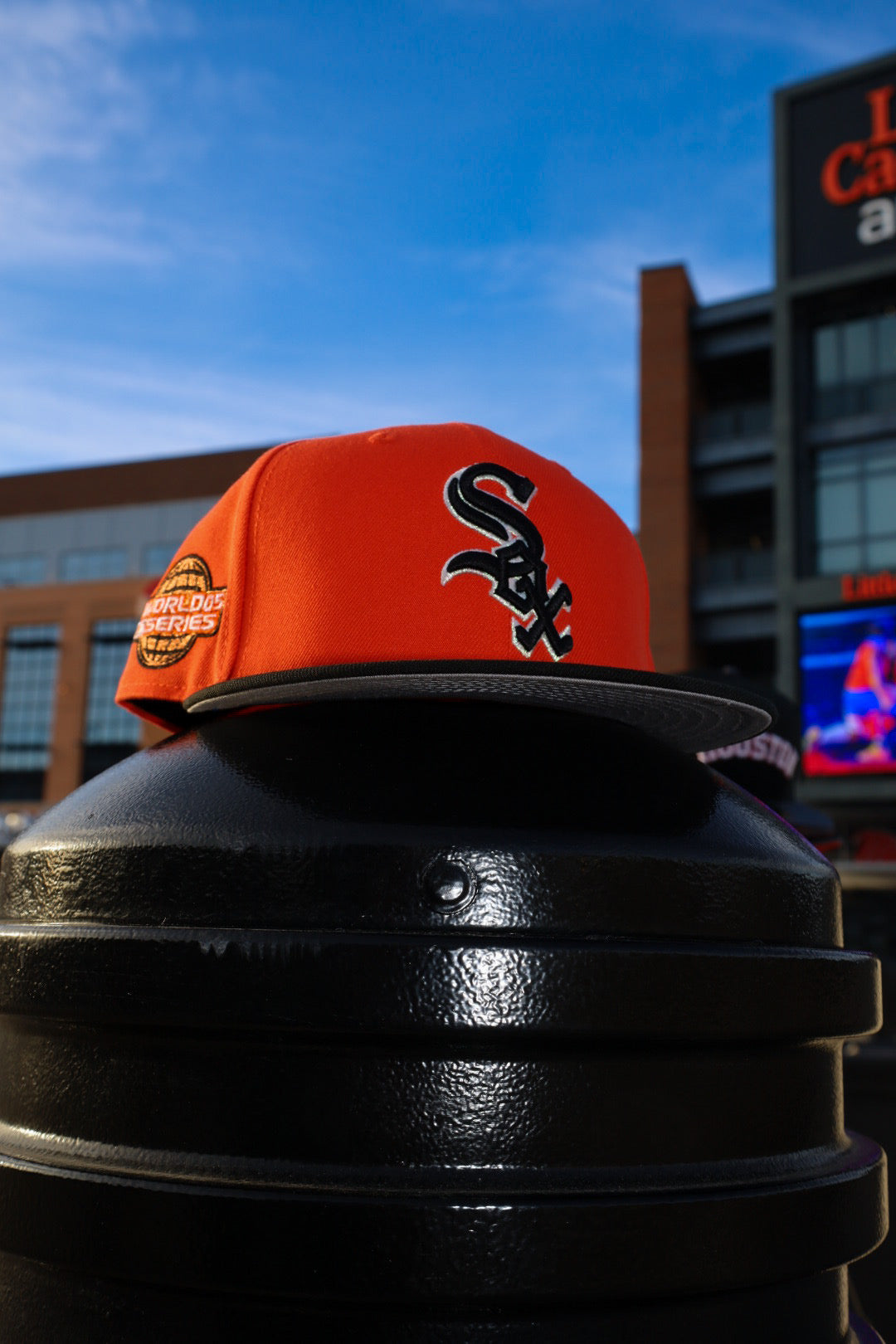 New Era Chicago White Sox 2005 World Series Side Patch Fitted (Orange/Black) - New Era