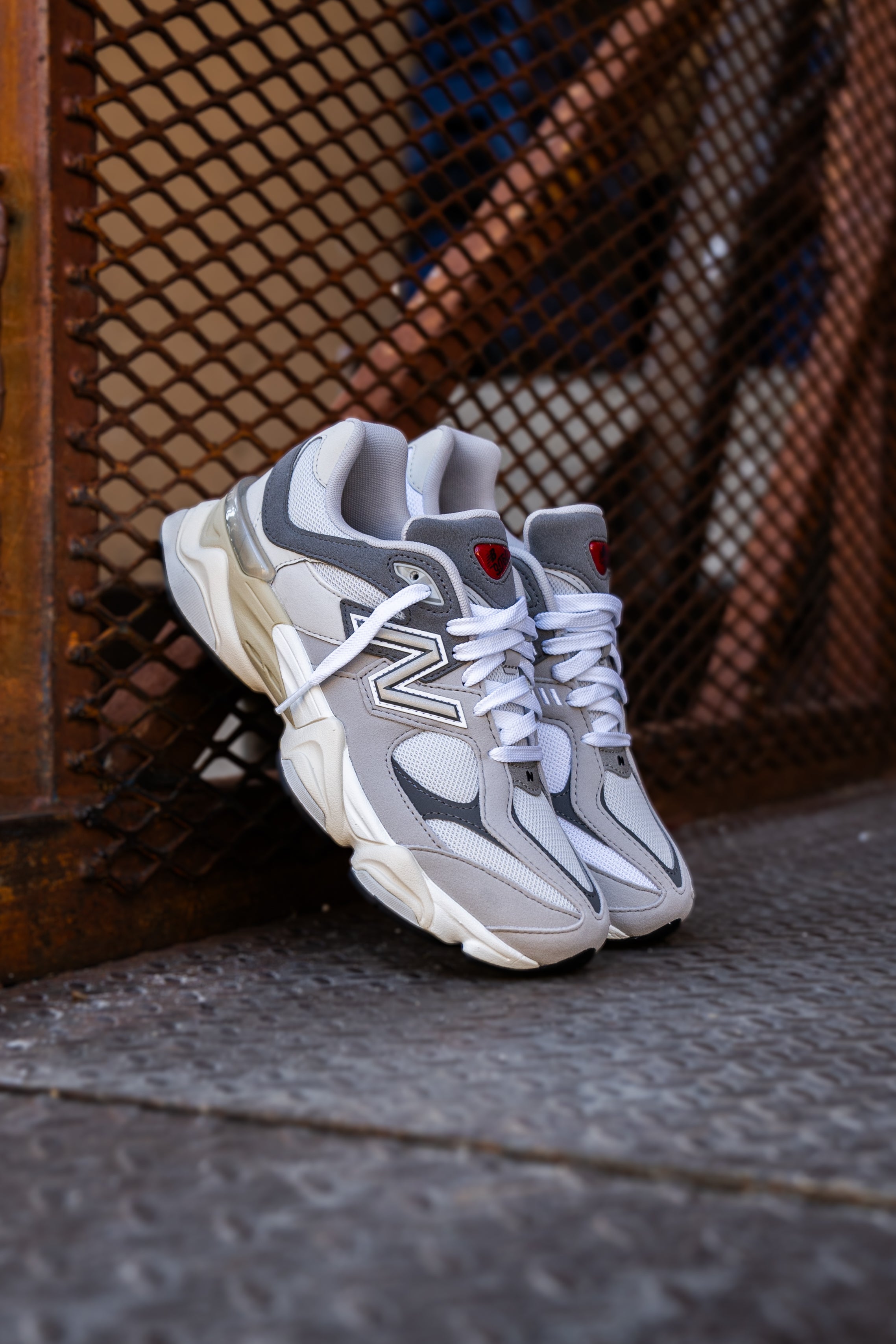 Gradeschool New Balance 9060 (Cement Grey)