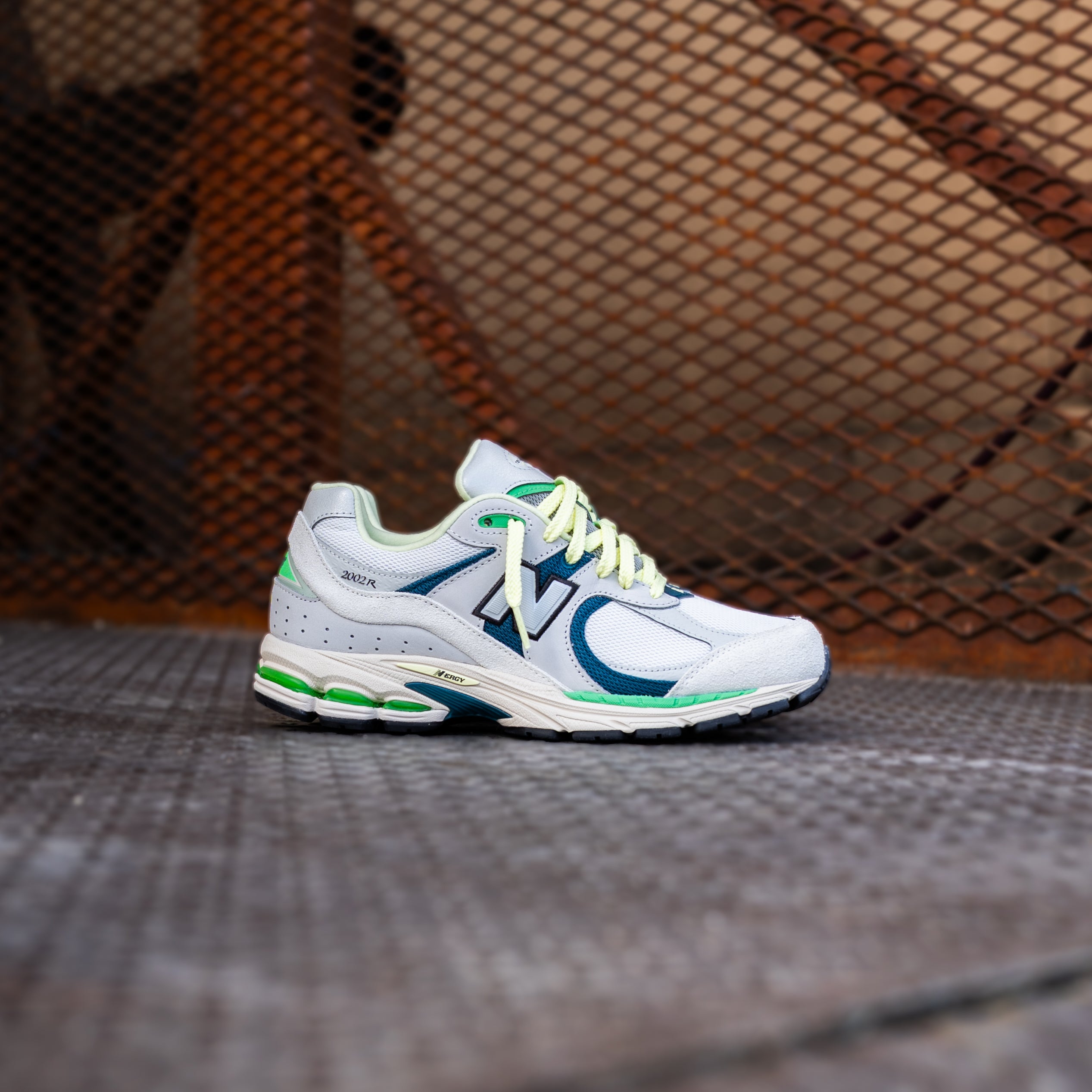 Mens New Balance 2002R XLD (Green Apple/Limelight) - U2002RTA - New Balance