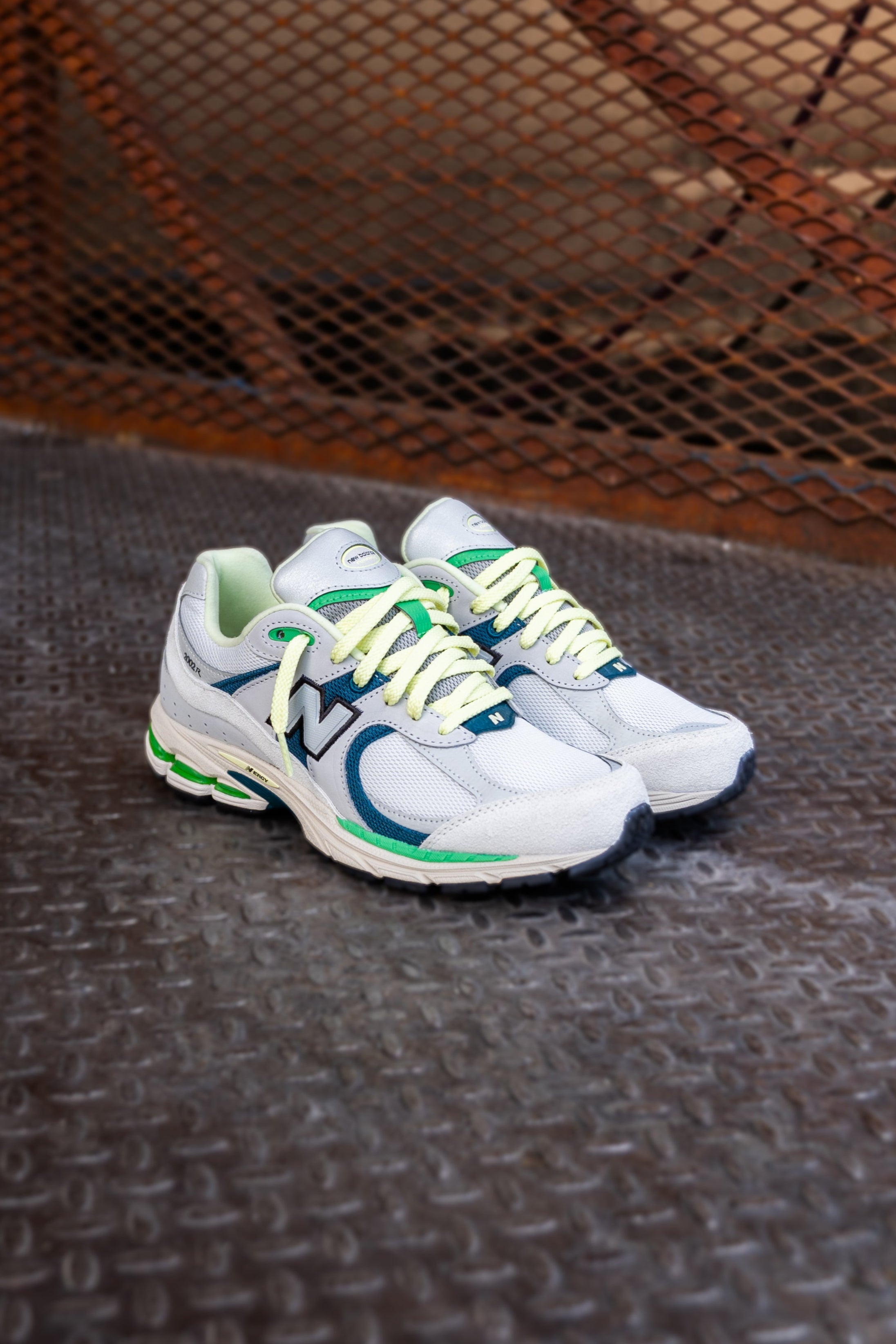Mens New Balance 2002R XLD (Green Apple/Limelight) - U2002RTA - New Balance