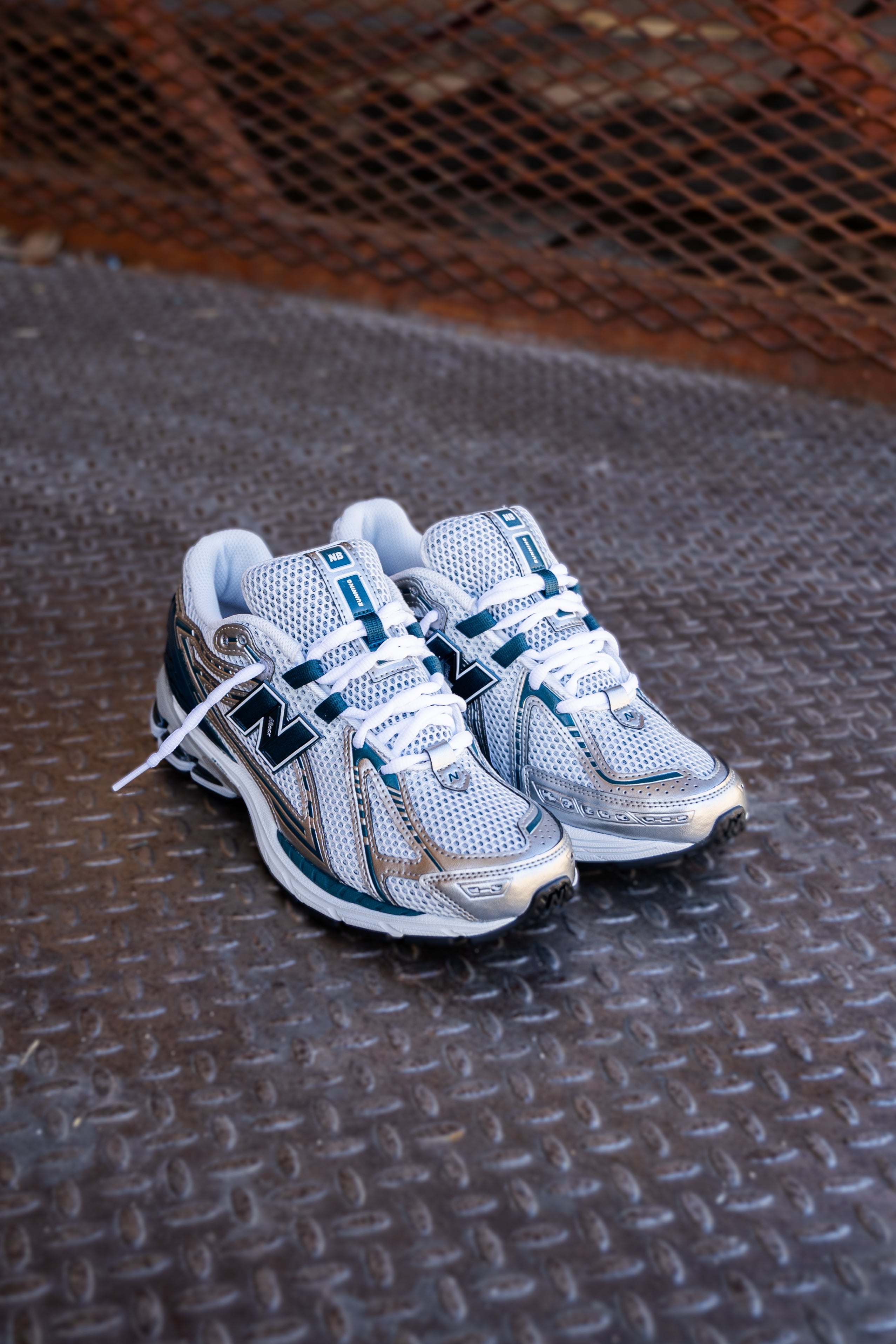 Mens New Balance 1906R (Metallic Silver/Deep Ocean) - U1906RCE - VIP New Balance