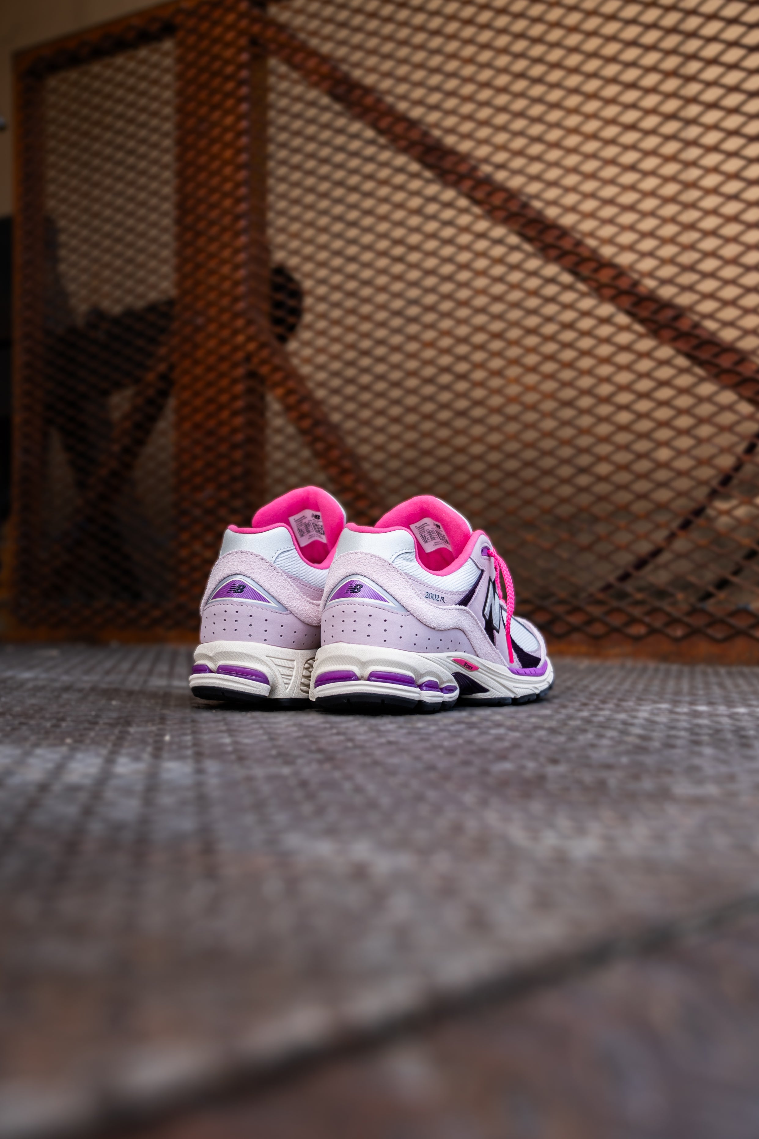 Mens New Balance 2002R (Twilight Haze/Passion Fruit/Dragon Berry) - U2002RTB - New Balance