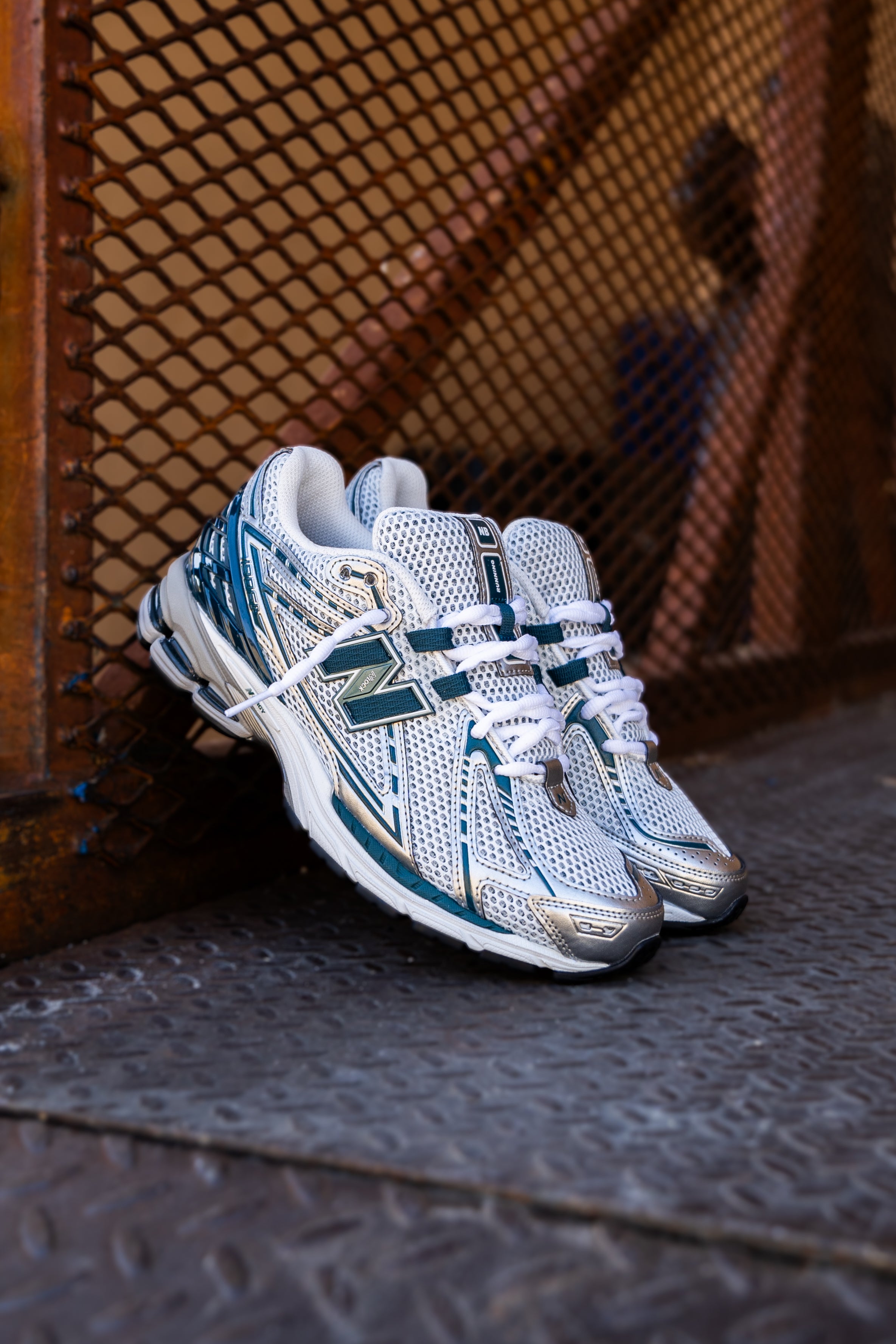 Mens New Balance 1906R (Metallic Silver/Deep Ocean) - U1906RCE - VIP New Balance