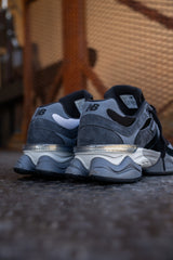 Mens New Balance 9060 (Phantom/Grey)