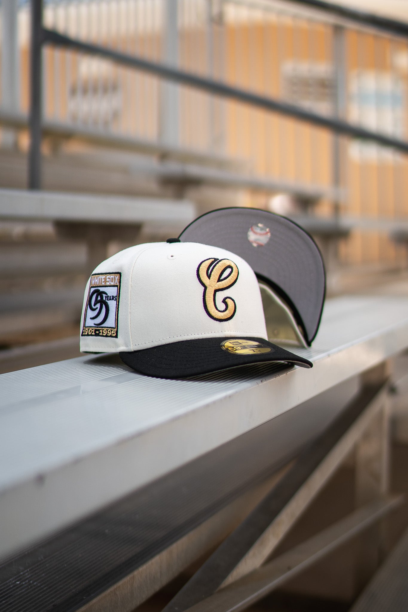 New Era Chicago White Sox 95th Anniversary Good Grey UV (Off White/Black) - New Era