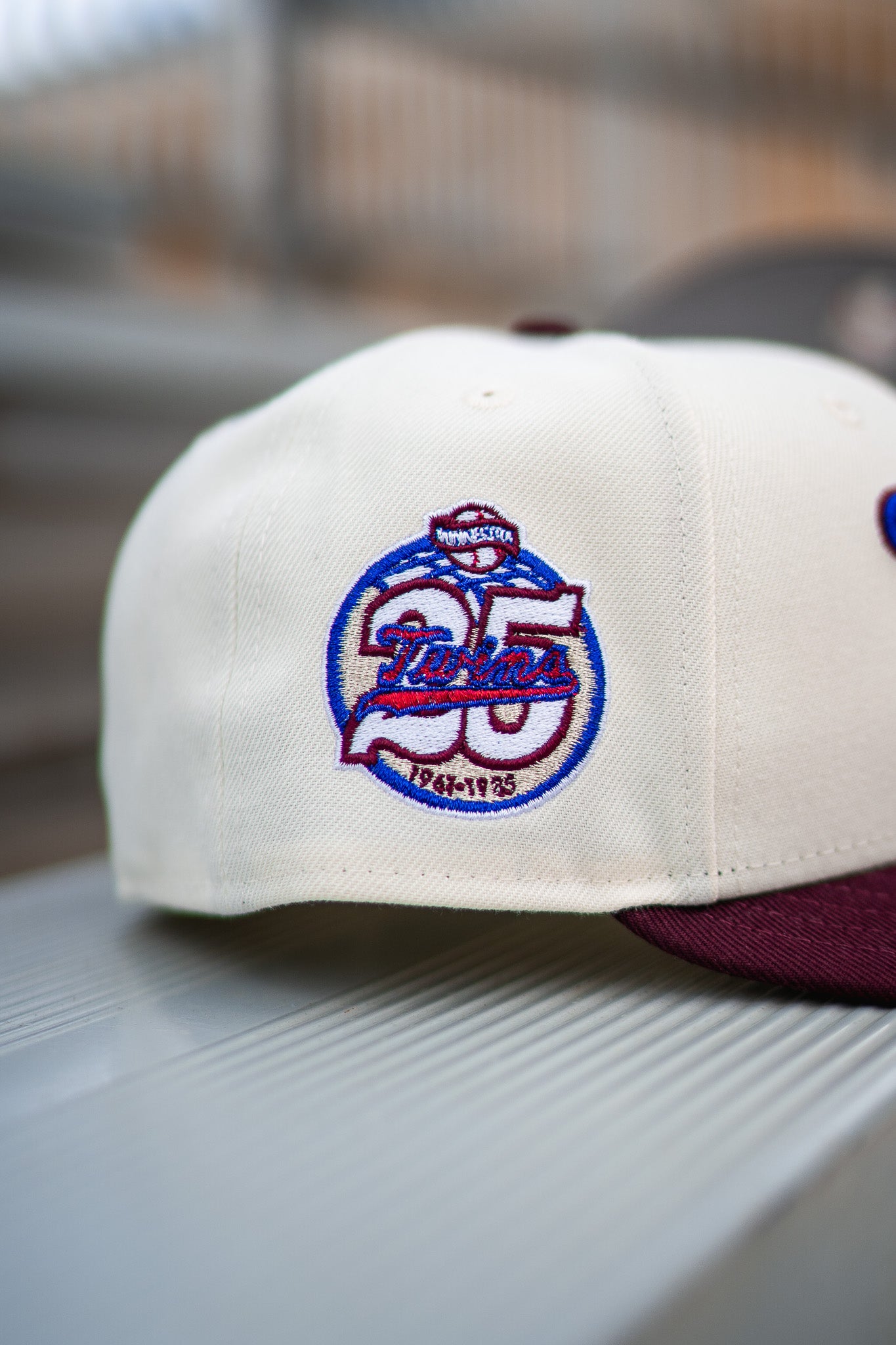 New Era Minnesota Twins 25th Anniversary Good Grey UV (Off White/Burgundy) - New Era