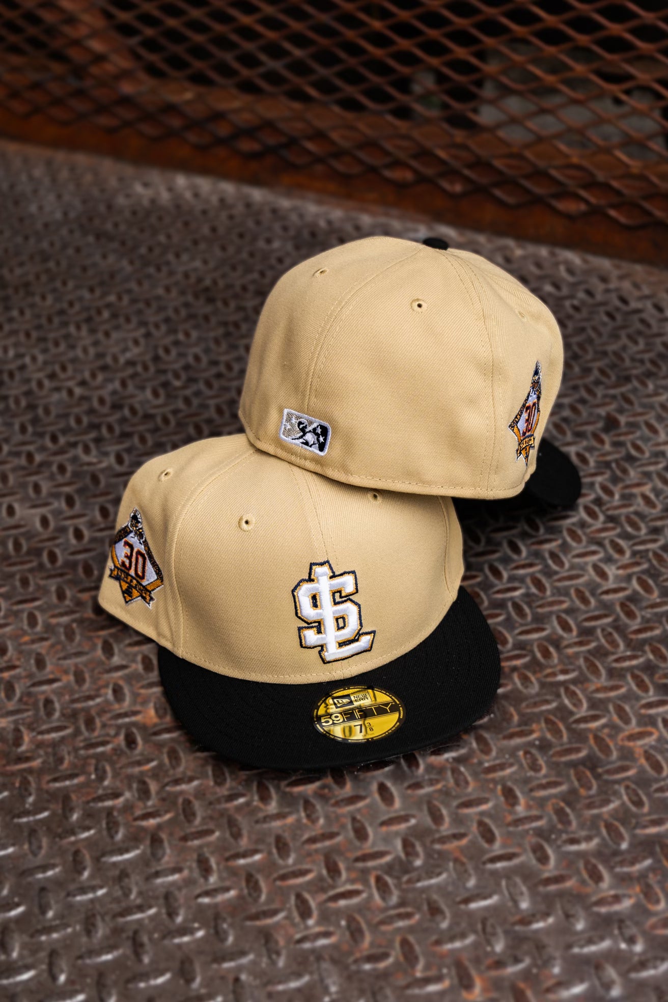 New Era Salt Lake City Bee 30th Anniversary Grey UV (Vegas Gold/Black) 59Fifty Fitted