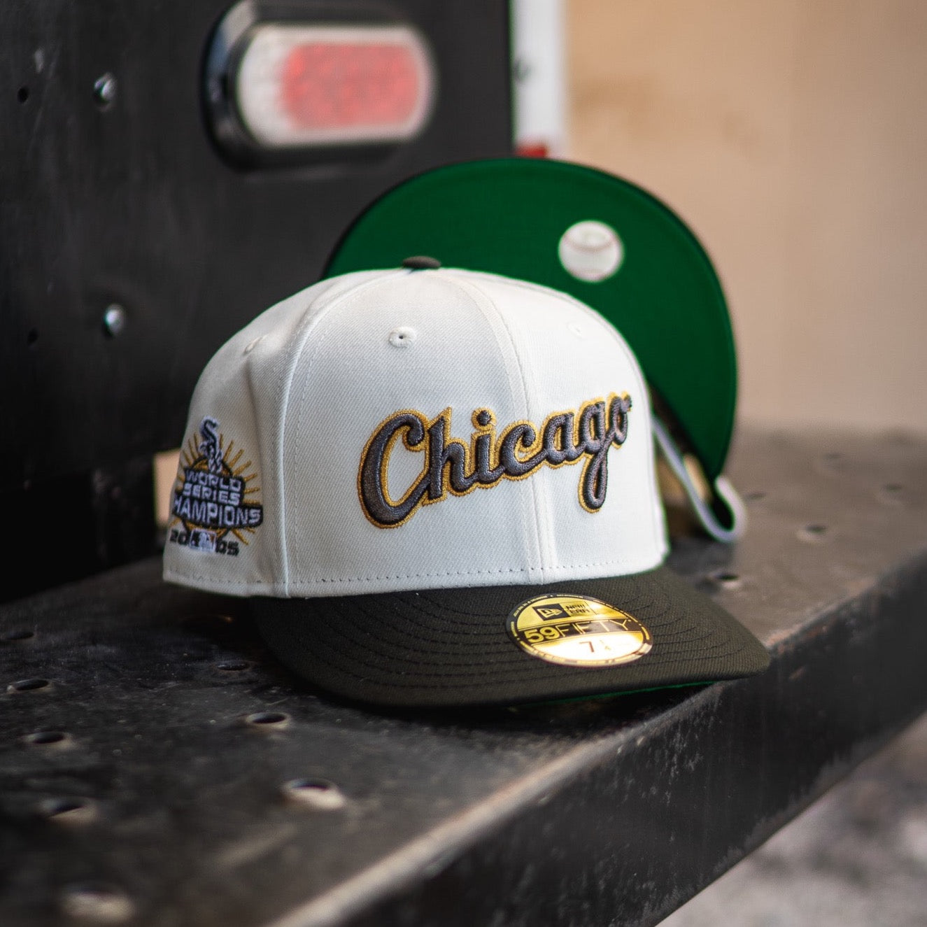 New Era Chicago White Sox 2005 WS Green UV (Off White/Black) - New Era