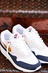 Mens Nike Air Max 1 (Obsidian/Metallic Gold-White)