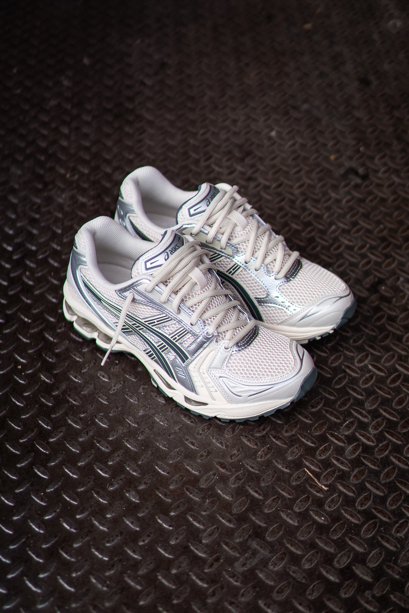 Mens Asics Gel-Kayano 14 (Birch/Dark Pewter) - SNEAKER TOWN